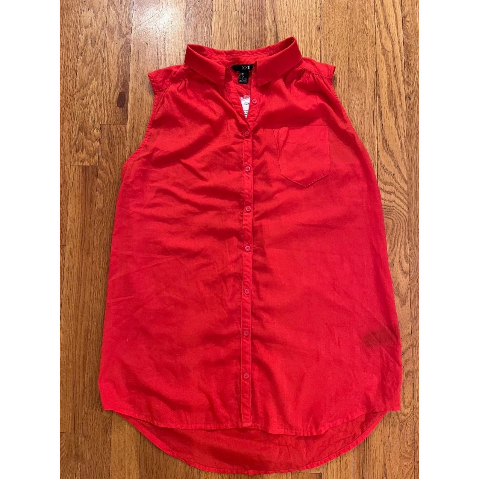 Forever 21 NWT Forever 21 Red Sleeveless Button-Down Tunic Blouse Size XL / US 12-14 / IT 48-50 - 2 Thumbnail