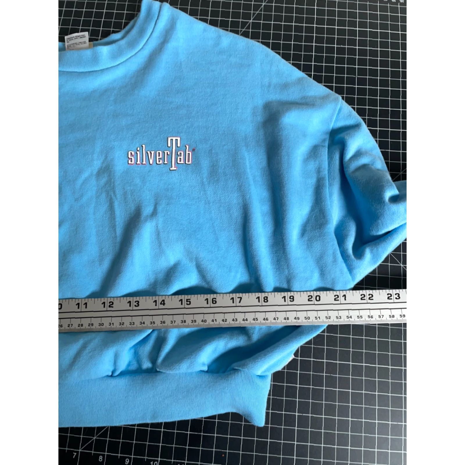 Levi's Levi's SilverTab Cropped Sweatshirt Women's Medium Blue Graphic 90s Retro Size M / US 6-8 / IT 42-44 - 5 Thumbnail