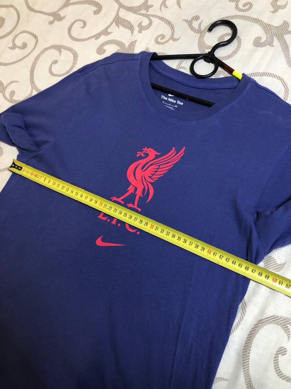 Nike Nike Liverpool FC Shirt Center Logo Short Sleeve Men Size US S / EU 44-46 / 1 - 10 Thumbnail