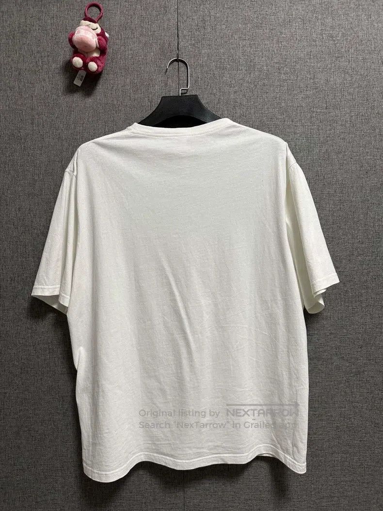 Loewe Loewe White short-sleeve T-shirt with off-center logo Size L / US 10 / IT 46 - 2 Thumbnail