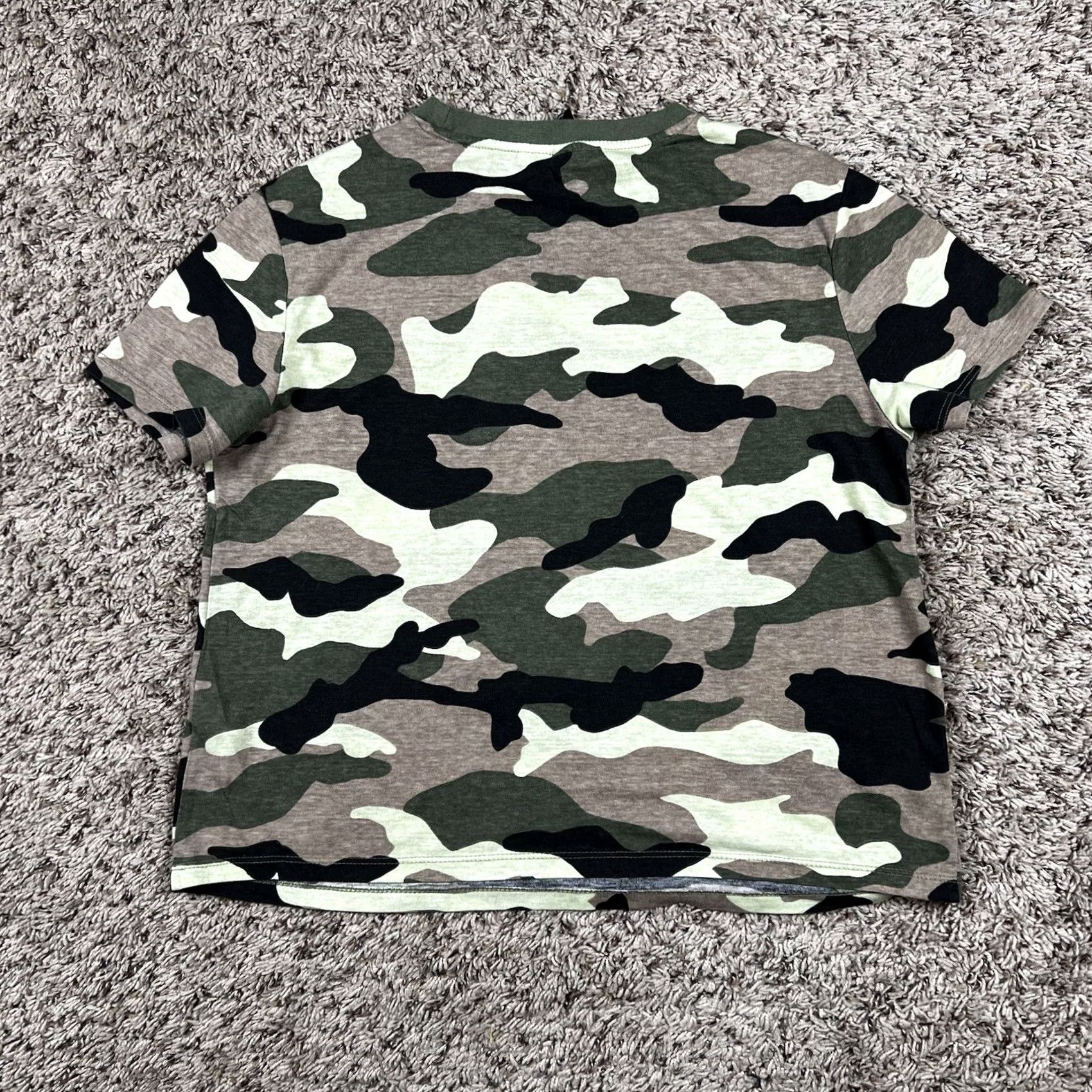 H&M VINTAGE Divided H&M Camo Crop T-Shirt Womens S Cotton Boxy Short Sleeve Casual Size S / US 4 / IT 40 - 3 Thumbnail