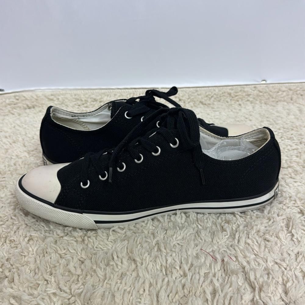 Lacoste Lacoste Low Top Black Sneakers Size 9.5 Men’s Size US 9.5 / EU 42-43 - 8 Thumbnail