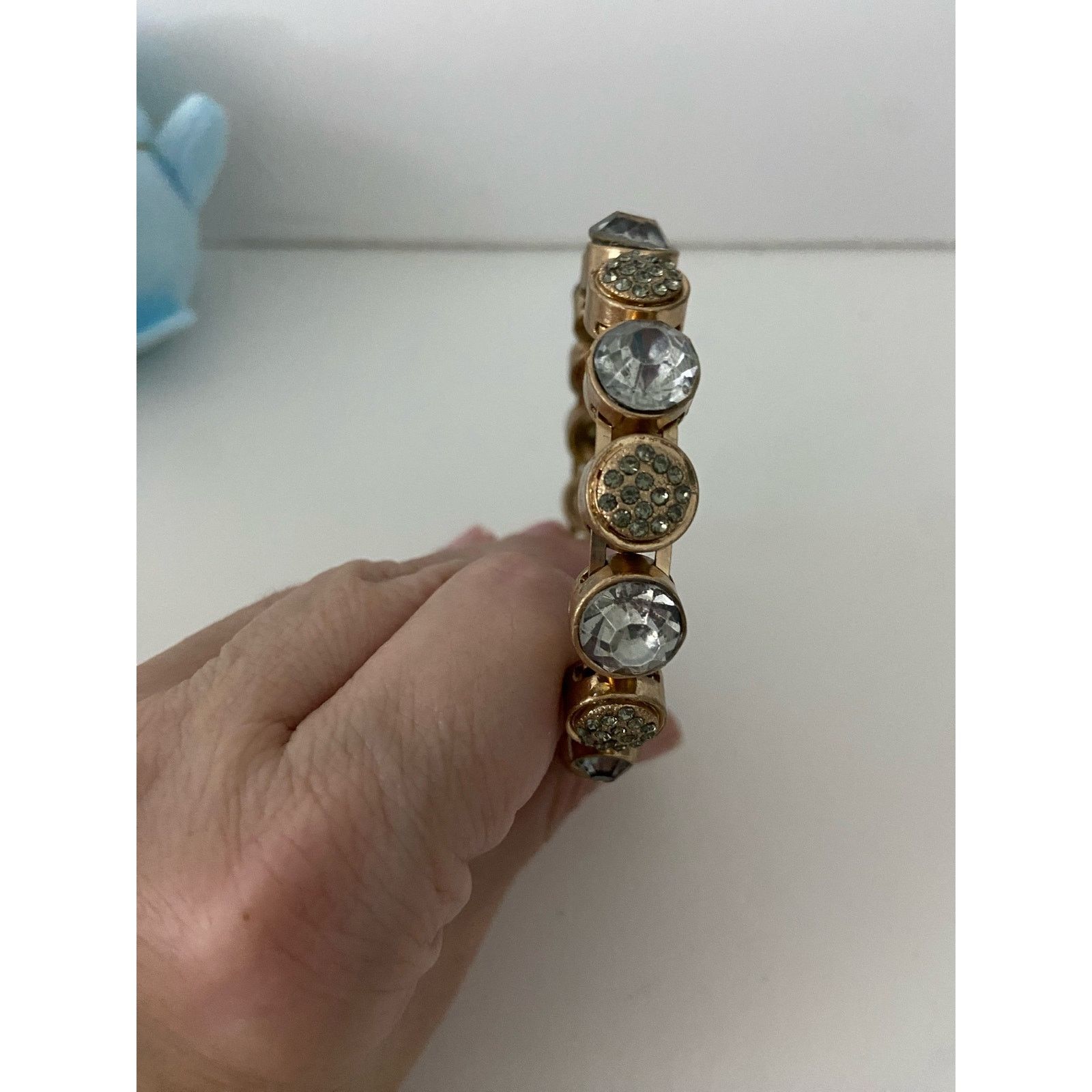 Other gray rhinestone bangle bracelet gold tone Size ONE SIZE - 4 Thumbnail