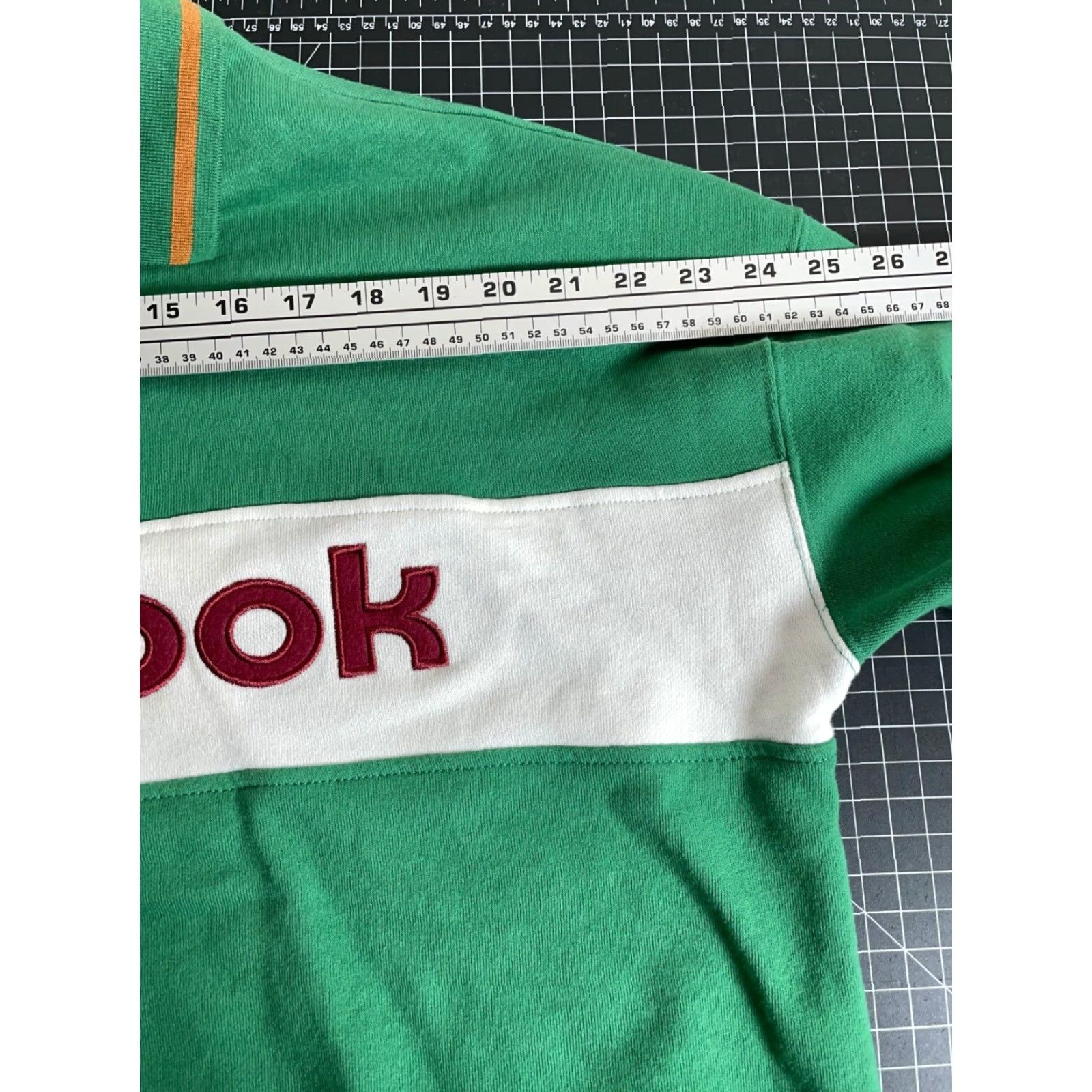 Forever 21 FOREVER 21 x Reebok Women's Small Green Striped Pullover Sweatshirt - 90s Retro Relaxed Fit Size S / US 4 / IT 40 - 7 Thumbnail