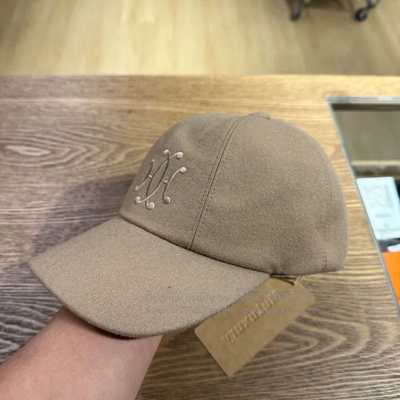 Hermes Hermes size 58 Embroidered Khaki Cashmere Baseball Cap Size ONE SIZE - 2 Thumbnail