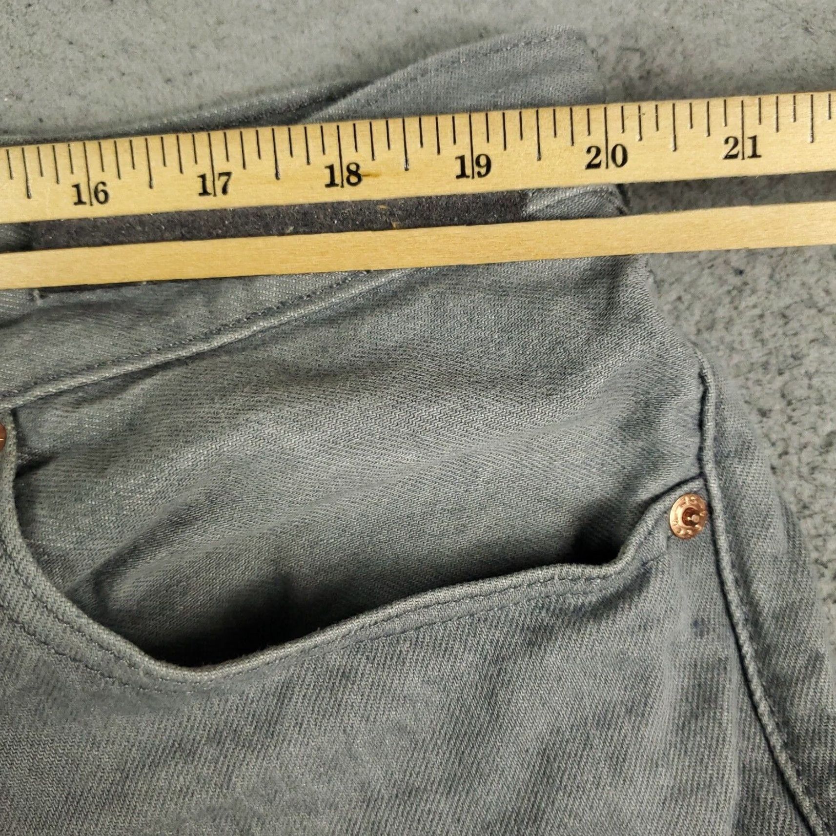 Levi's Levis Strauss 501 Shorts Mens Size 42 Gray Cut Off Button Fly Casual Denim Jean Size US 42 / EU 58 - 4 Thumbnail