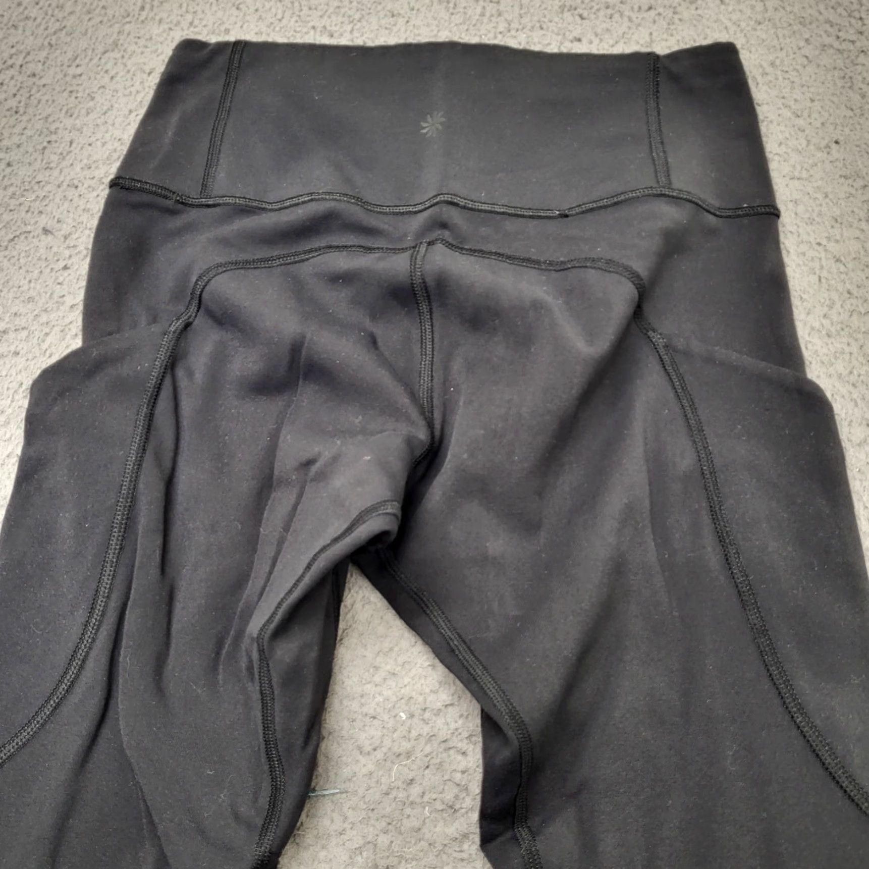 Athleta Athleta Leggings Women’s Size Small Black Crop Workout W/ Zipper Pocket Pants Size 28" / US 6 / IT 42 - 3 Thumbnail