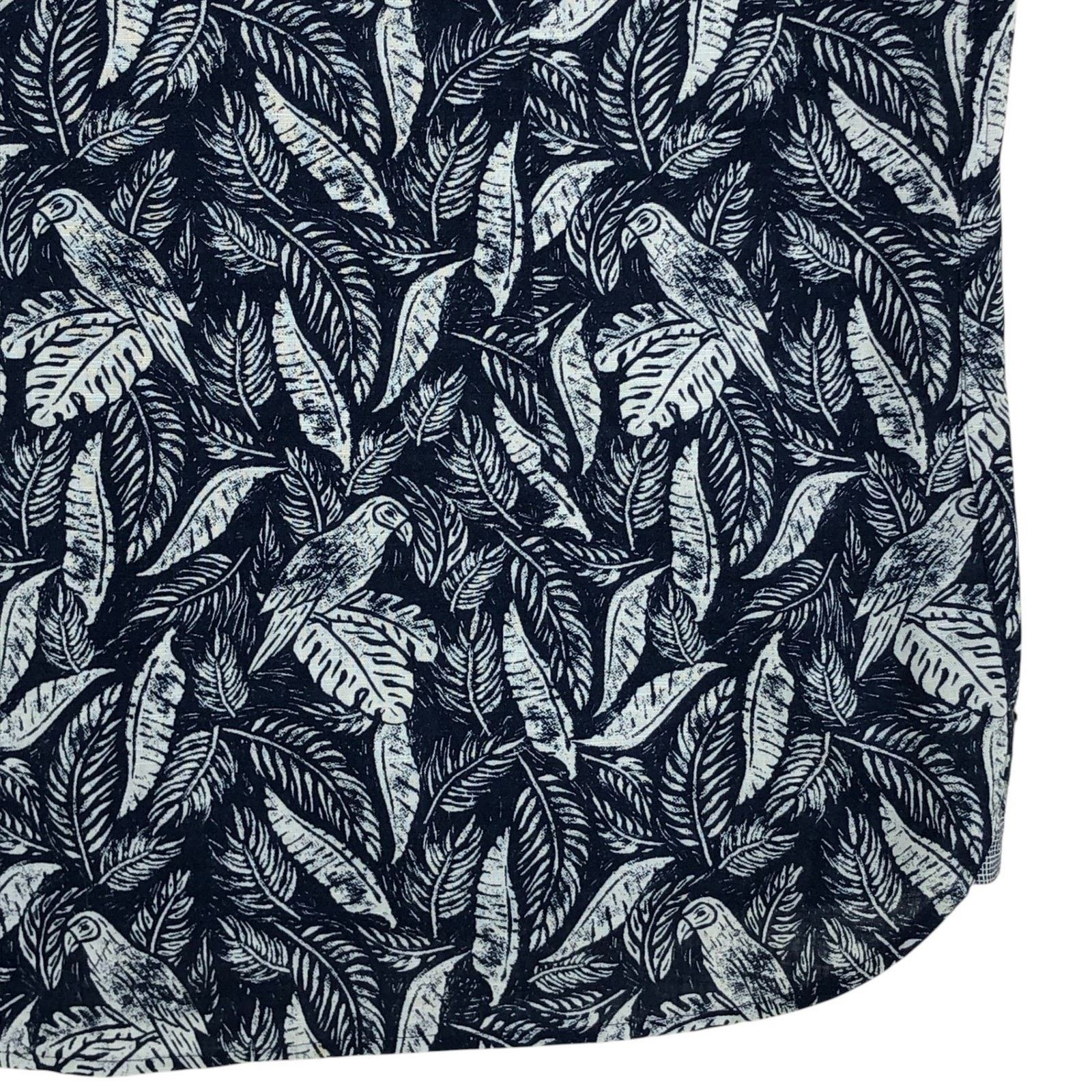 Ted Baker Ted Baker Shirt L Toucan Leaf Resort Short Sleeve Button Up Size US L / EU 52-54 / 3 - 12 Thumbnail