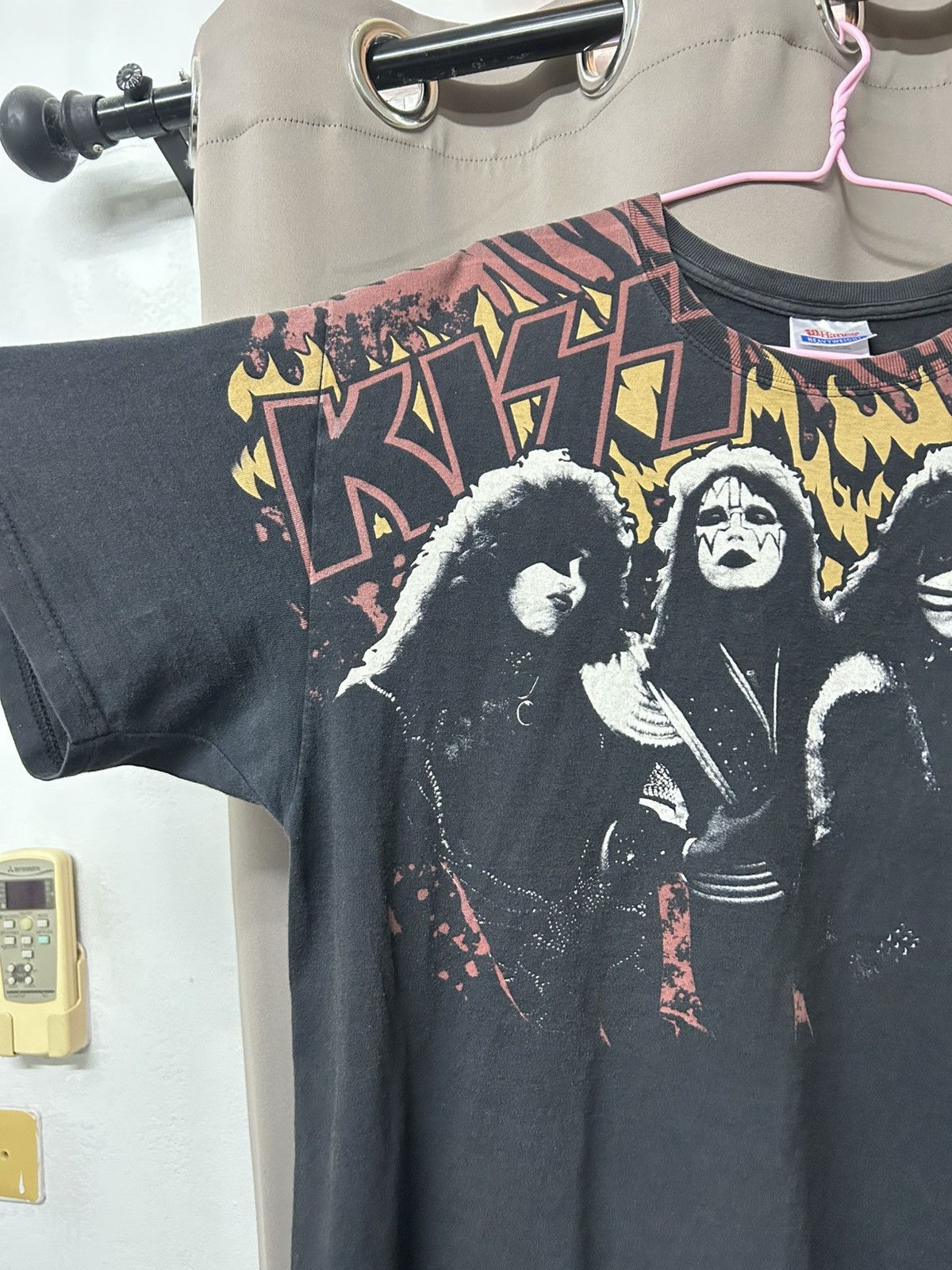 KISS × Vintage KISS OVP 00s🔥 Size L (Hanes tag)🏷️ Size US L / EU 52-54 / 3 - 4 Thumbnail