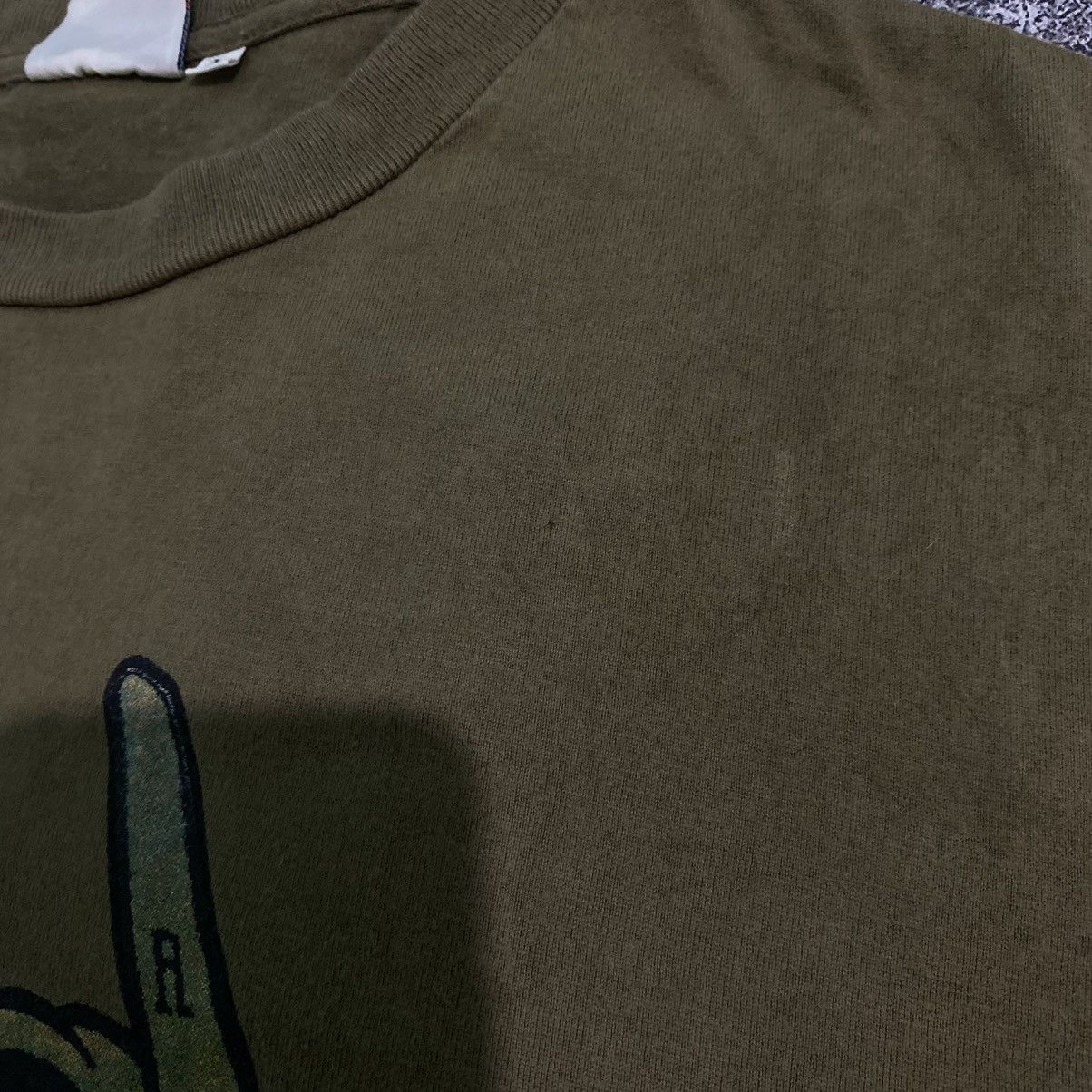 Avirex Vintage Rare Avirex USA The Heart Beat Tshirt Army Size US L / EU 52-54 / 3 - 2 Thumbnail