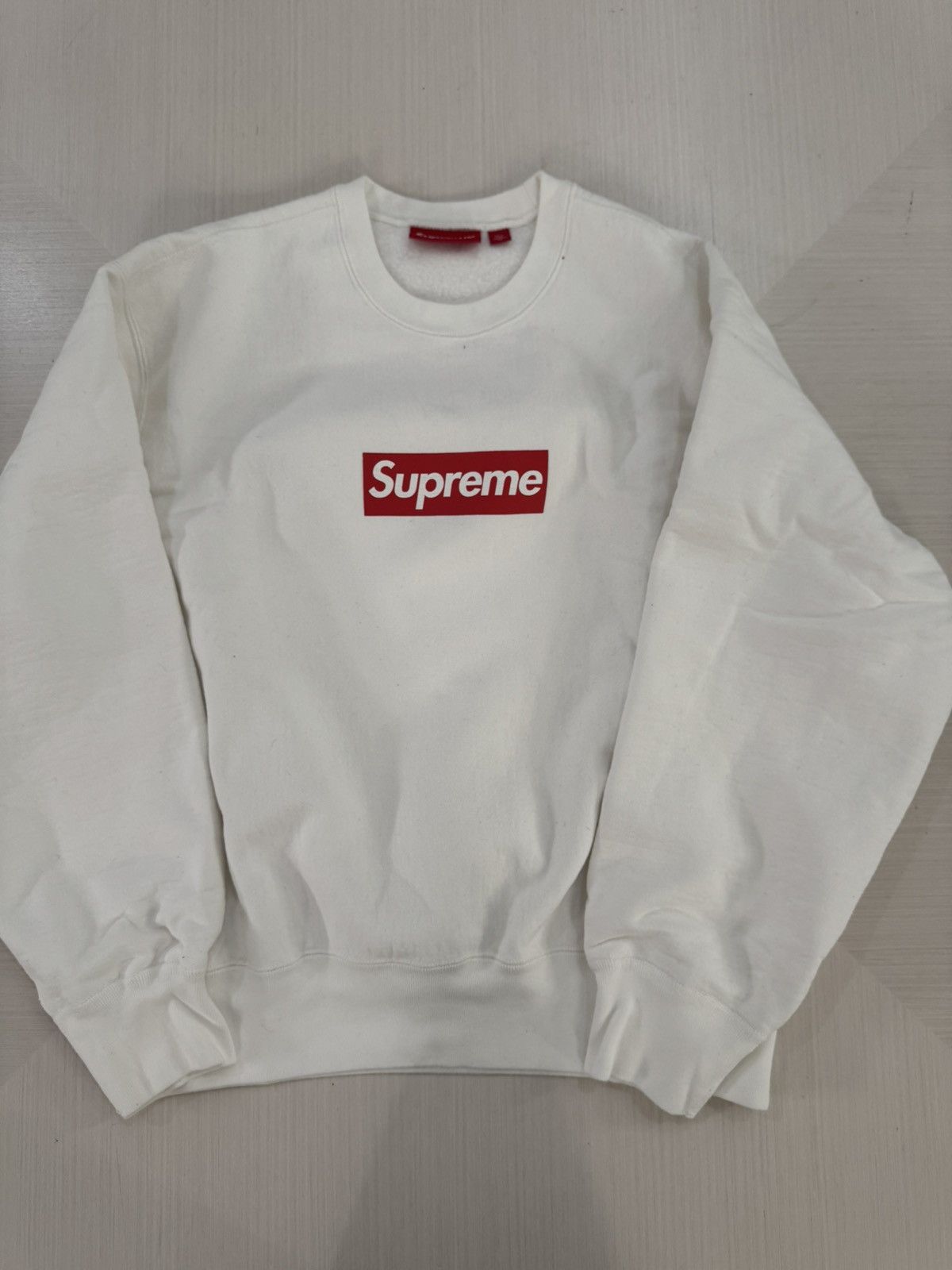 Supreme Supreme Washed Box Logo Crewneck Size S White SS25 USED Size US S / EU 44-46 / 1 - 2 Thumbnail
