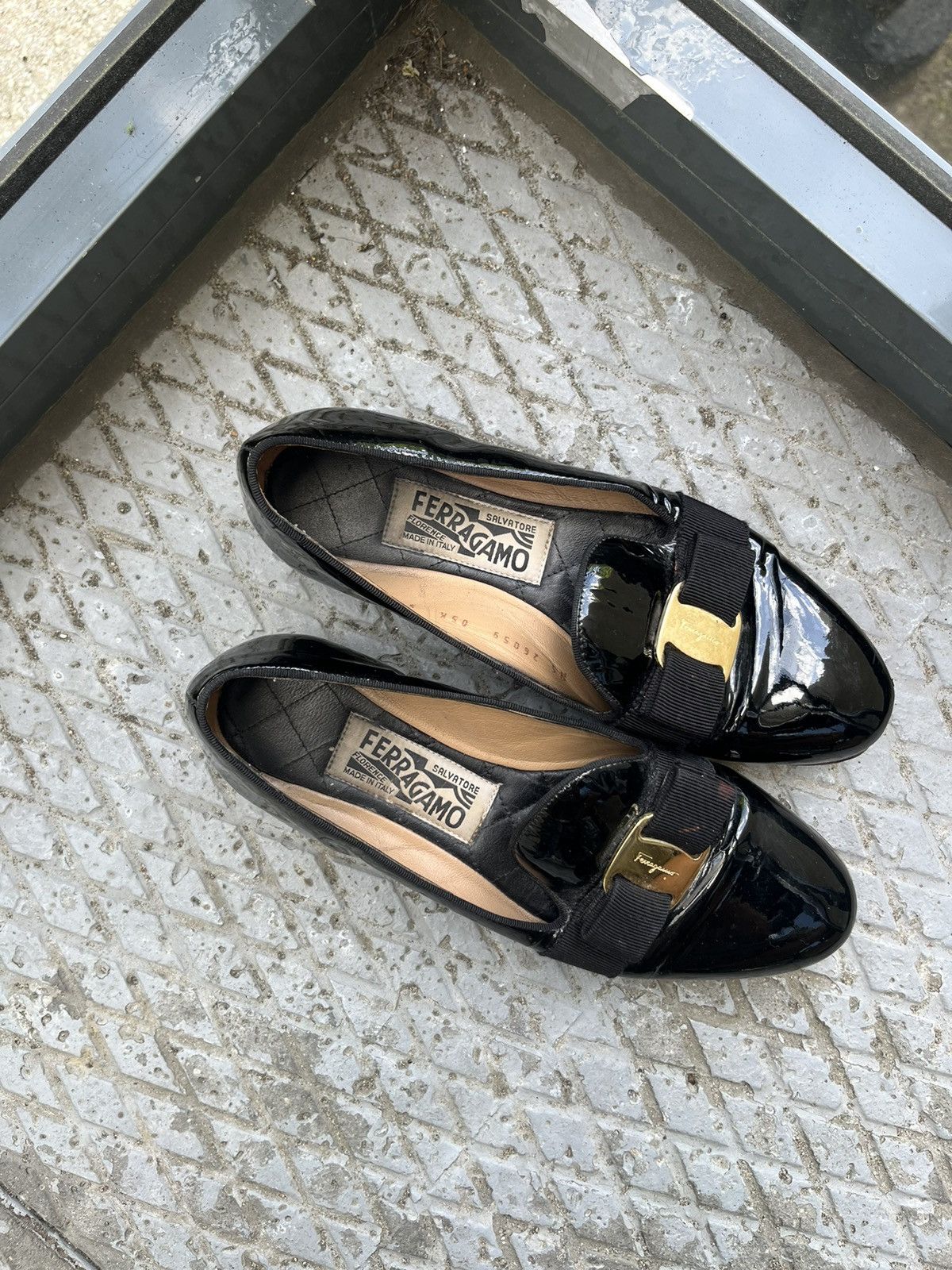 Designer × Salvatore Ferragamo Salvatore Ferragamo vintage made in Italy Size US 6 / IT 36 - 2 Thumbnail