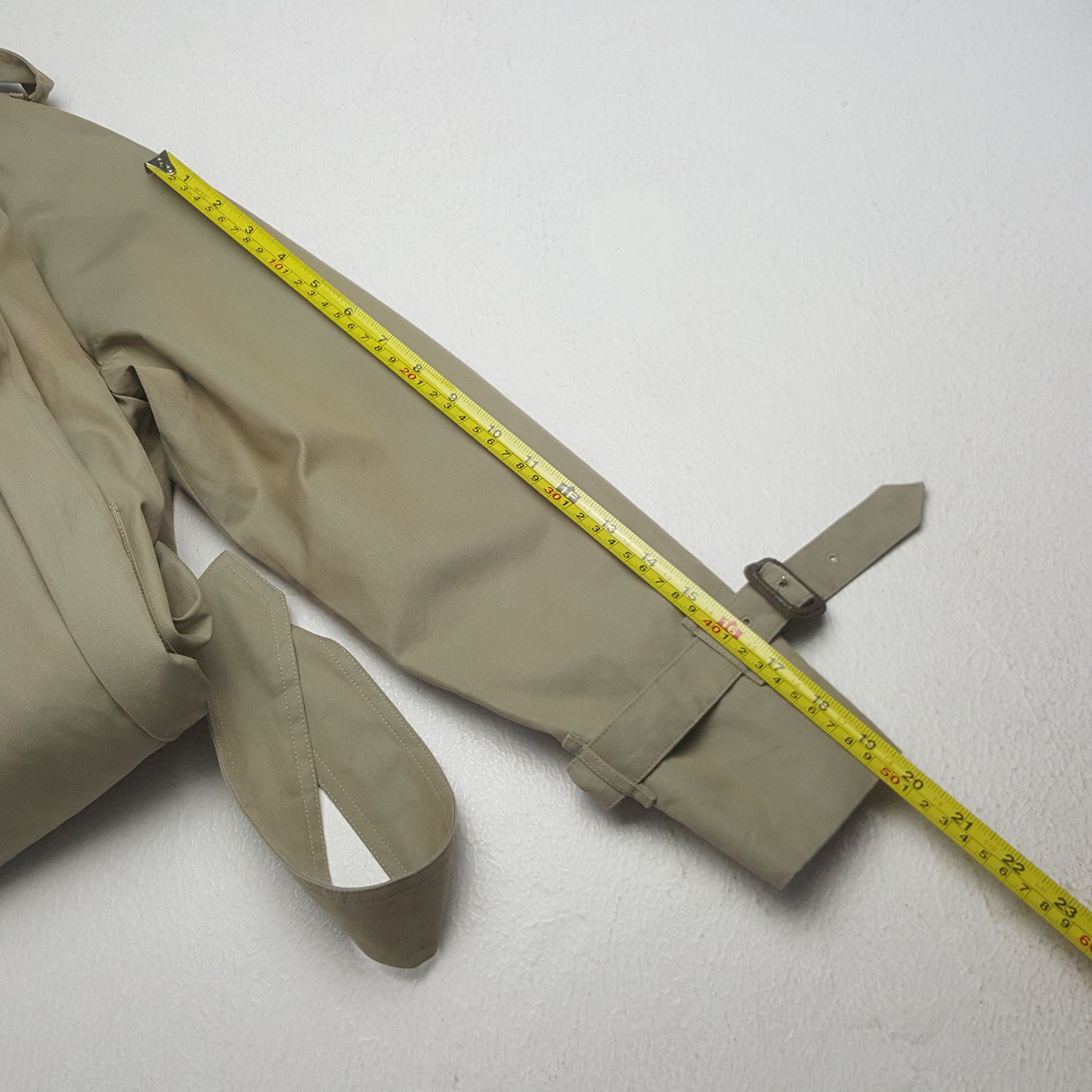 Burberry × Japanese Brand × Vintage Vintage Burberrys Trench Cost Japan Jacket Size US M / EU 48-50 / 2 - 6 Thumbnail