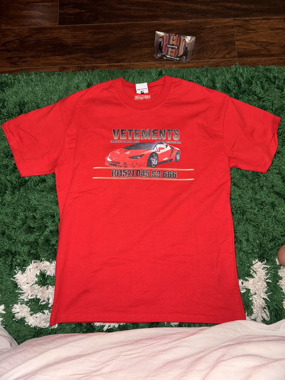 Vetements Vetements Red Lamborghini Race Car Tee Size US M / EU 48-50 / 2 - 1 Thumbnail