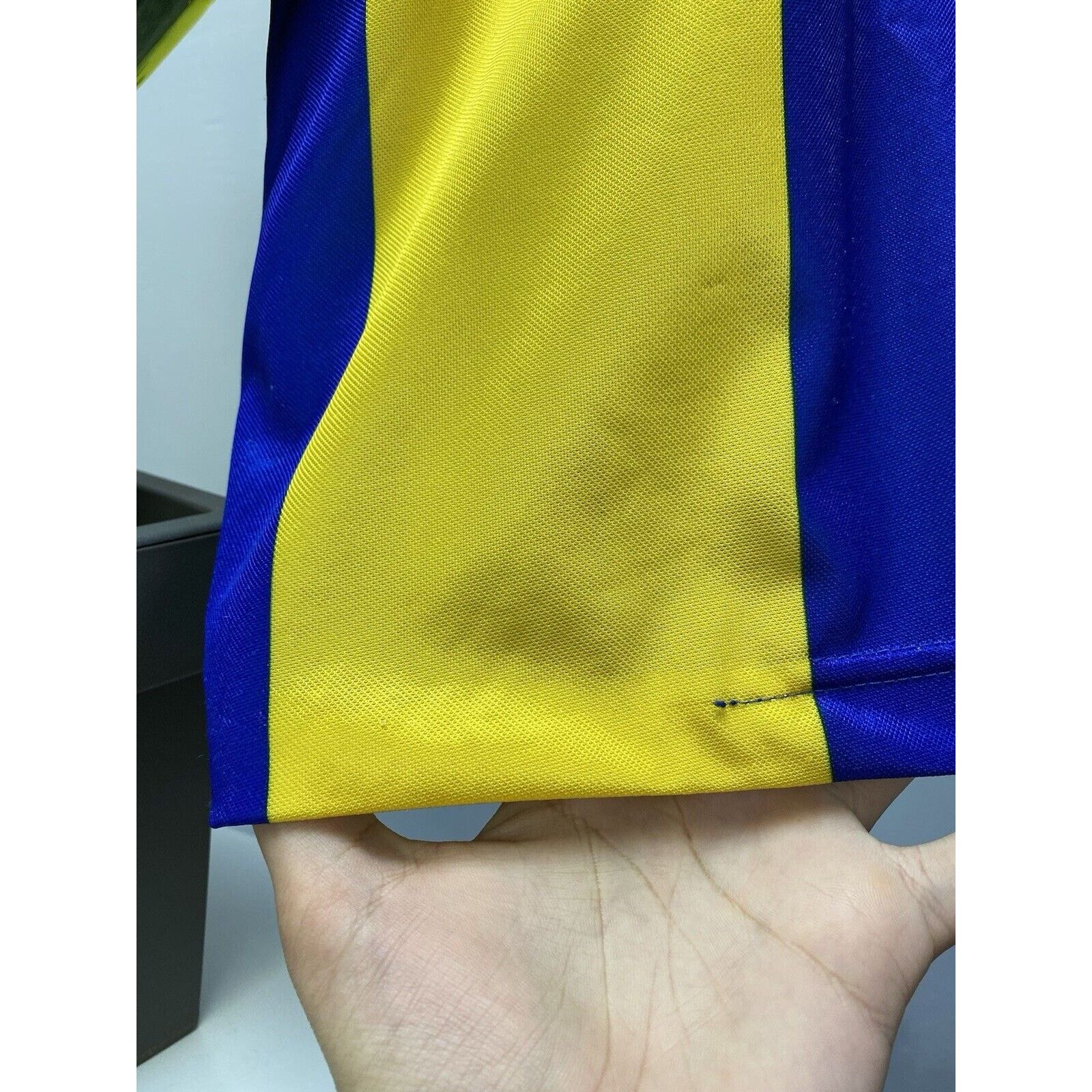 Asics Vintage Leeds United 1993 1995 Away Soccer Jersey Kids Boys Size US XXS / EU 40 - 7 Thumbnail