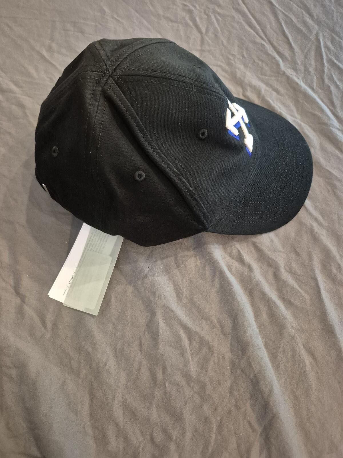 Off-White Off-White Arrow Adjustable Baseball Cap Size ONE SIZE - 2 Thumbnail
