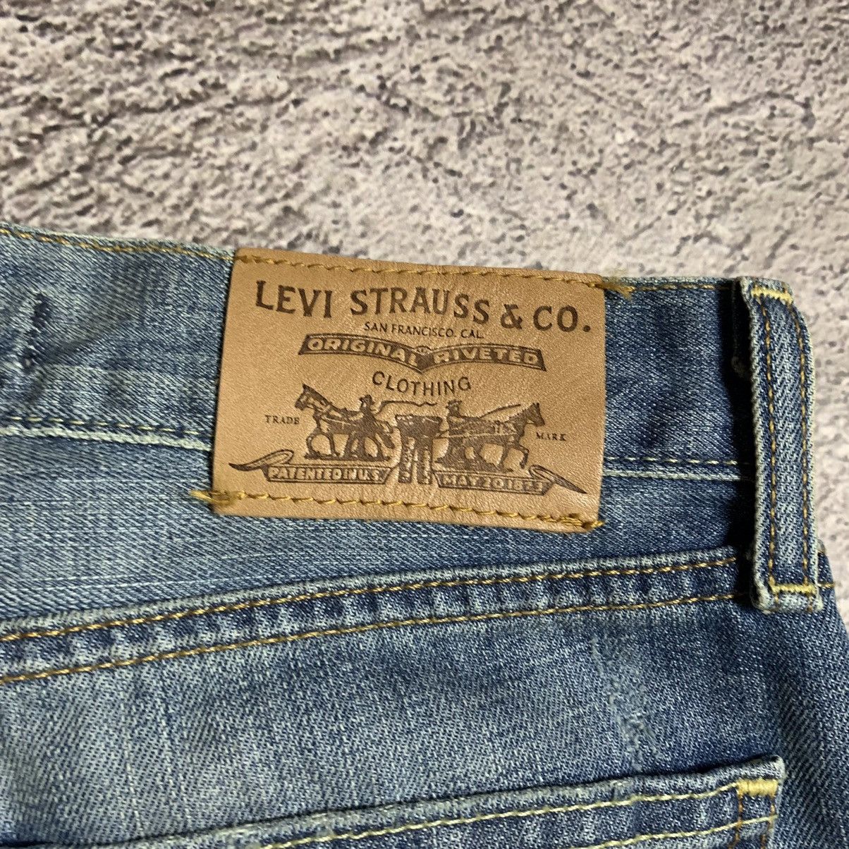 Vintage Vintage 90s Levi's Faded Distressed Baggy Jeans Grunge 28 Size US 28 / EU 44 - 7 Thumbnail