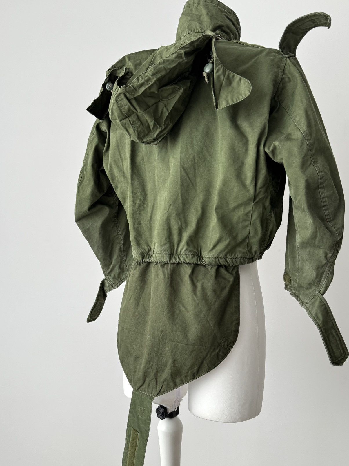 Vintage Early 1980s British Army RAF MK3 Cold Weather Flying Jacket Size US M / EU 48-50 / 2 - 8 Thumbnail