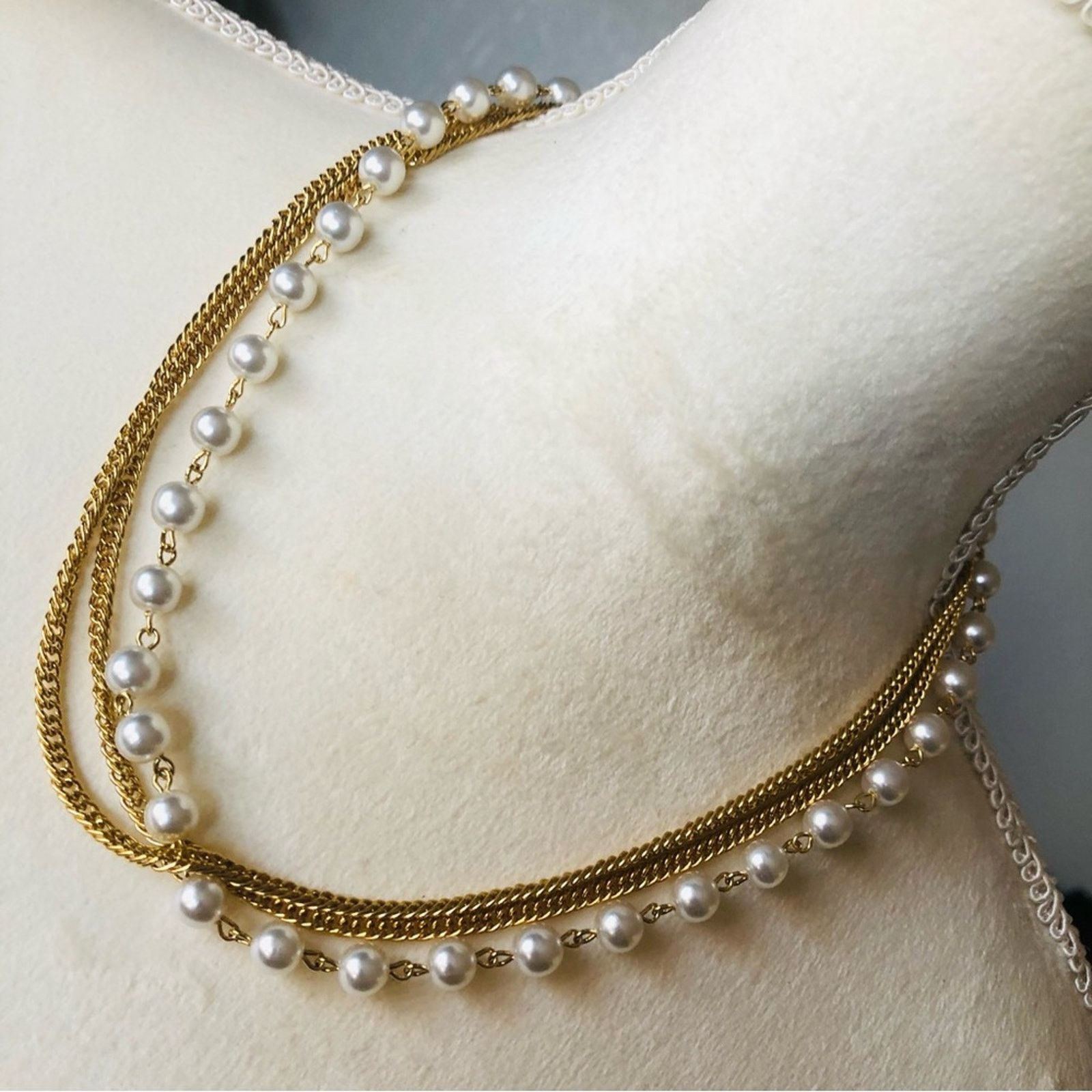 Vintage Triple Strand Gold Pearl Necklace Jewelry Set, Women's