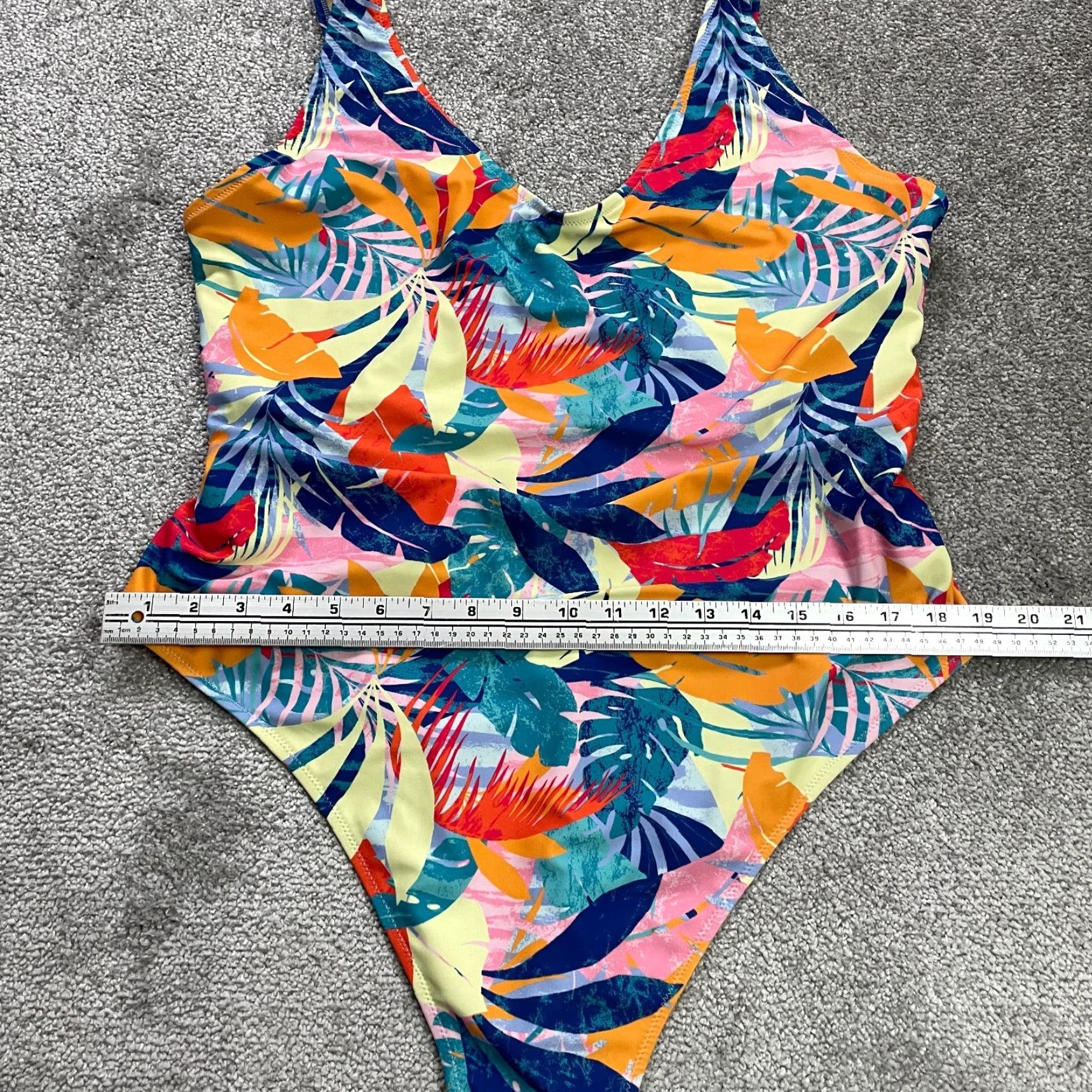Old Navy Old Navy Swimsuit Womens 2XL Multicolor Floral One Piece Bathing Suit Tropical Size XXL / US 16-18 / IT 52-54 - 7 Thumbnail