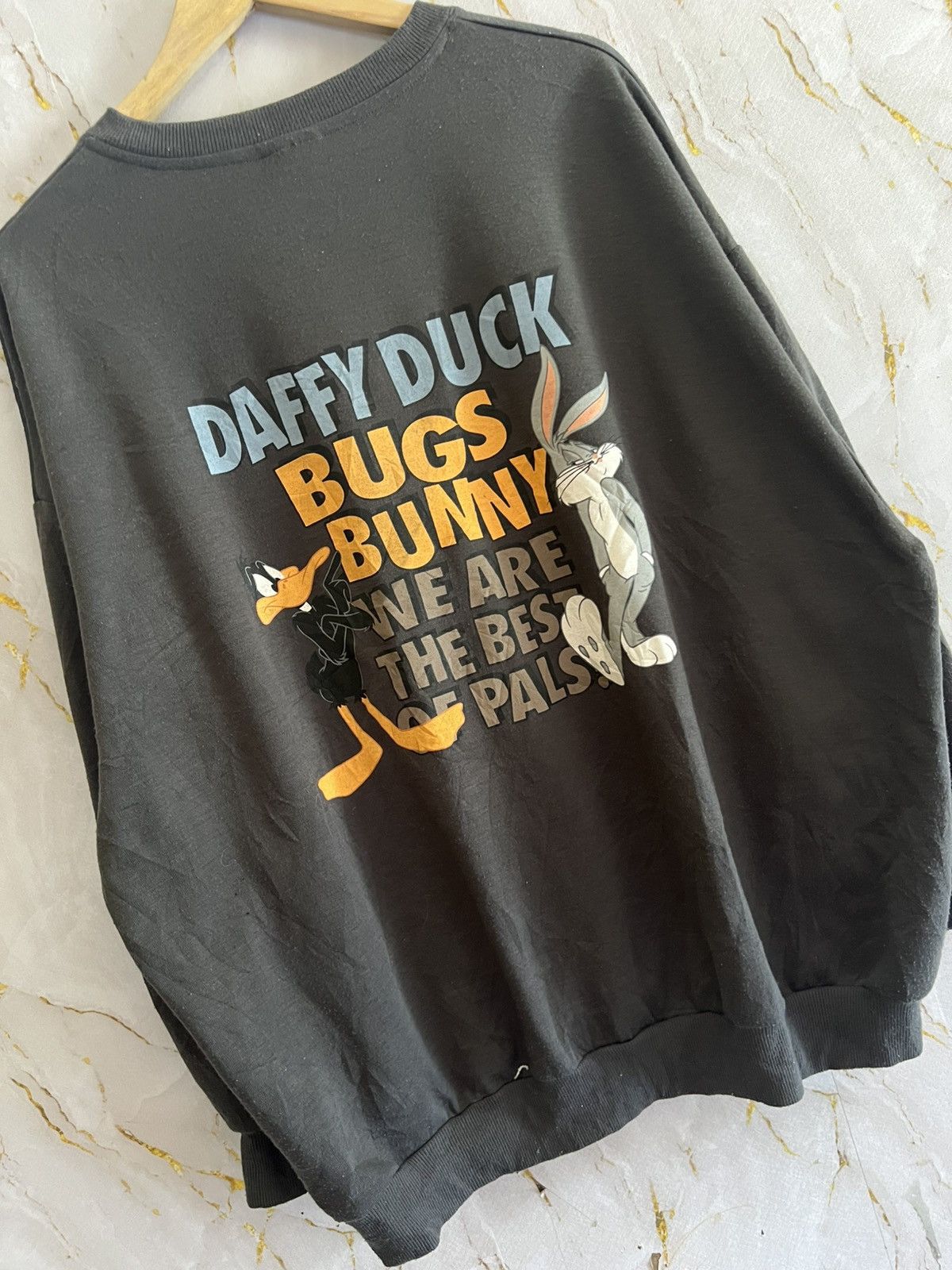 Vintage Vintage Bugs Bunny & Daffy Duck Sweatshirt Size US L / EU 52-54 / 3 - 4 Thumbnail