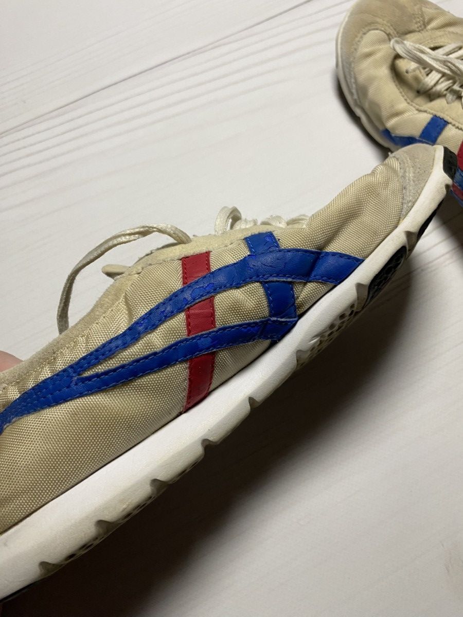 Japanese Brand × Onitsuka Tiger × Vintage Vintage Onitsuka Tiger Mexico 66 worn distressed sneakers Size US 6.5 / EU 39-40 - 7 Thumbnail