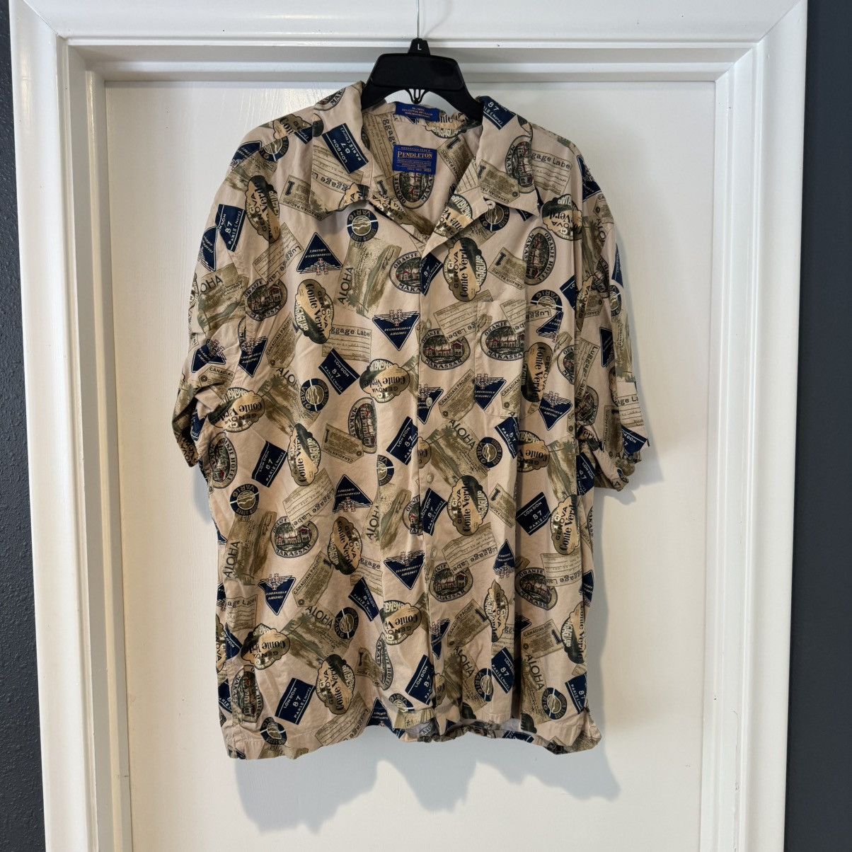 Pendleton Beige Pendleton Short Sleeve Button Up Hawaiian XXL Rayon Size US XXL / EU 58 / 5 - 1 Thumbnail