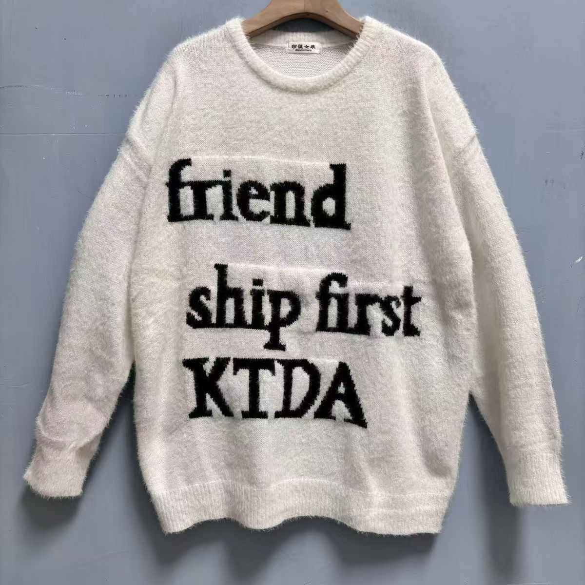 Japanese Brand White casual retro letter print crew neck sweater Size US L / EU 52-54 / 3 - 1 Thumbnail