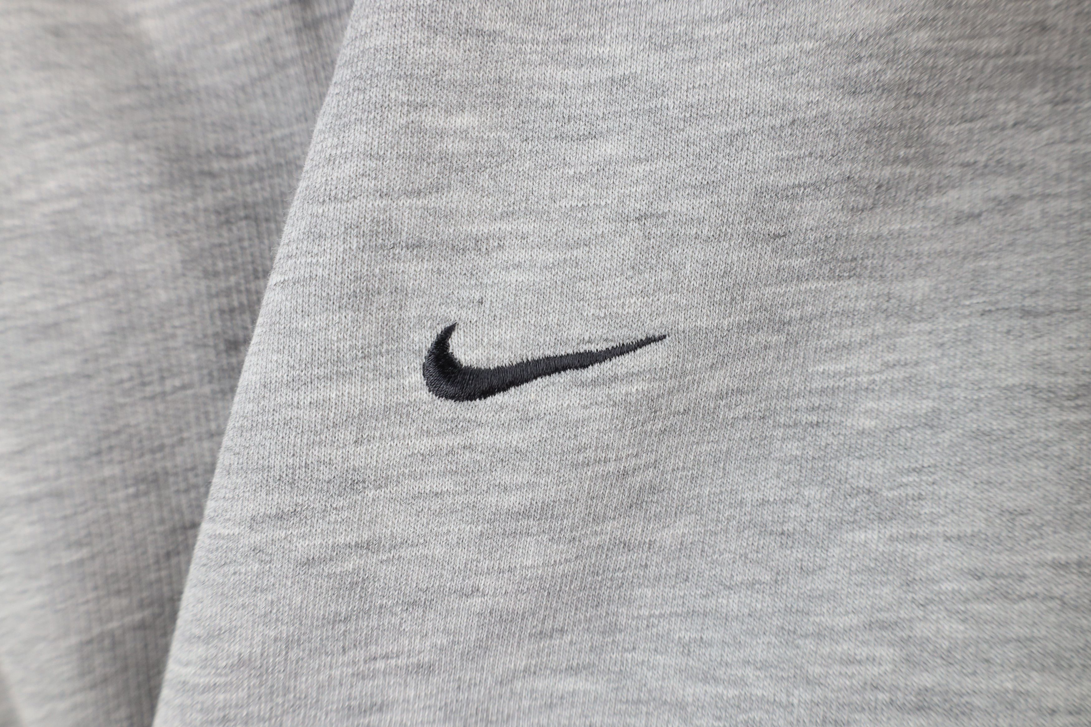 Nike Vintage Nike Travis Scott Mini Swoosh Crewneck Sweatshirt Size US M / EU 48-50 / 2 - 4 Thumbnail