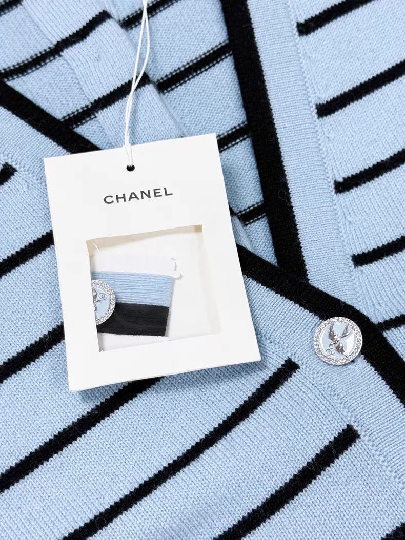 Chanel Chanel 25S spring and summer blue black striped bird diamo Size XS / US 0-2 / IT 36-38 - 5 Thumbnail