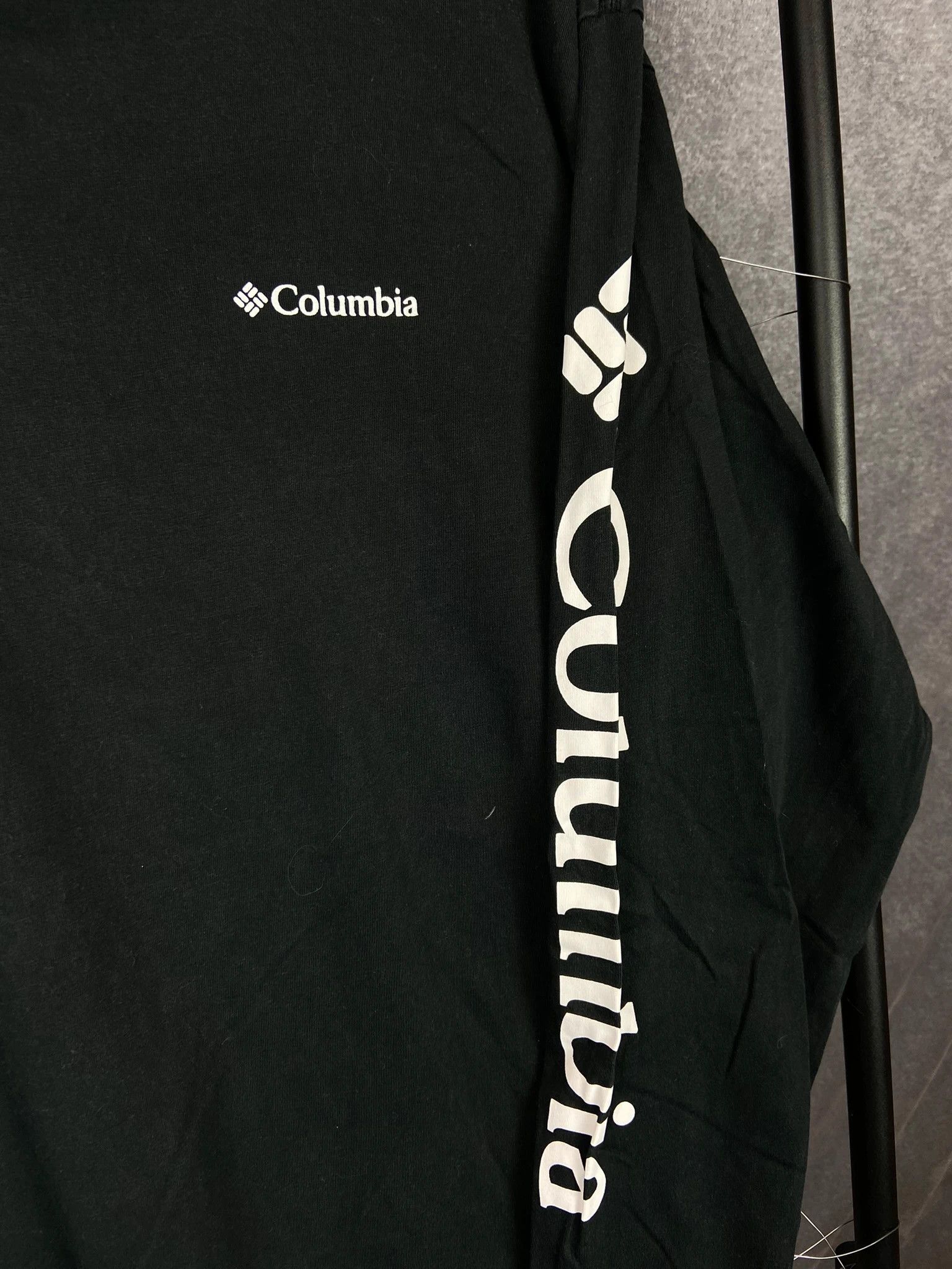 Columbia Columbia Black Longsleeve L Spellout Arm Outdoor Techwear Size US L / EU 52-54 / 3 - 2 Thumbnail