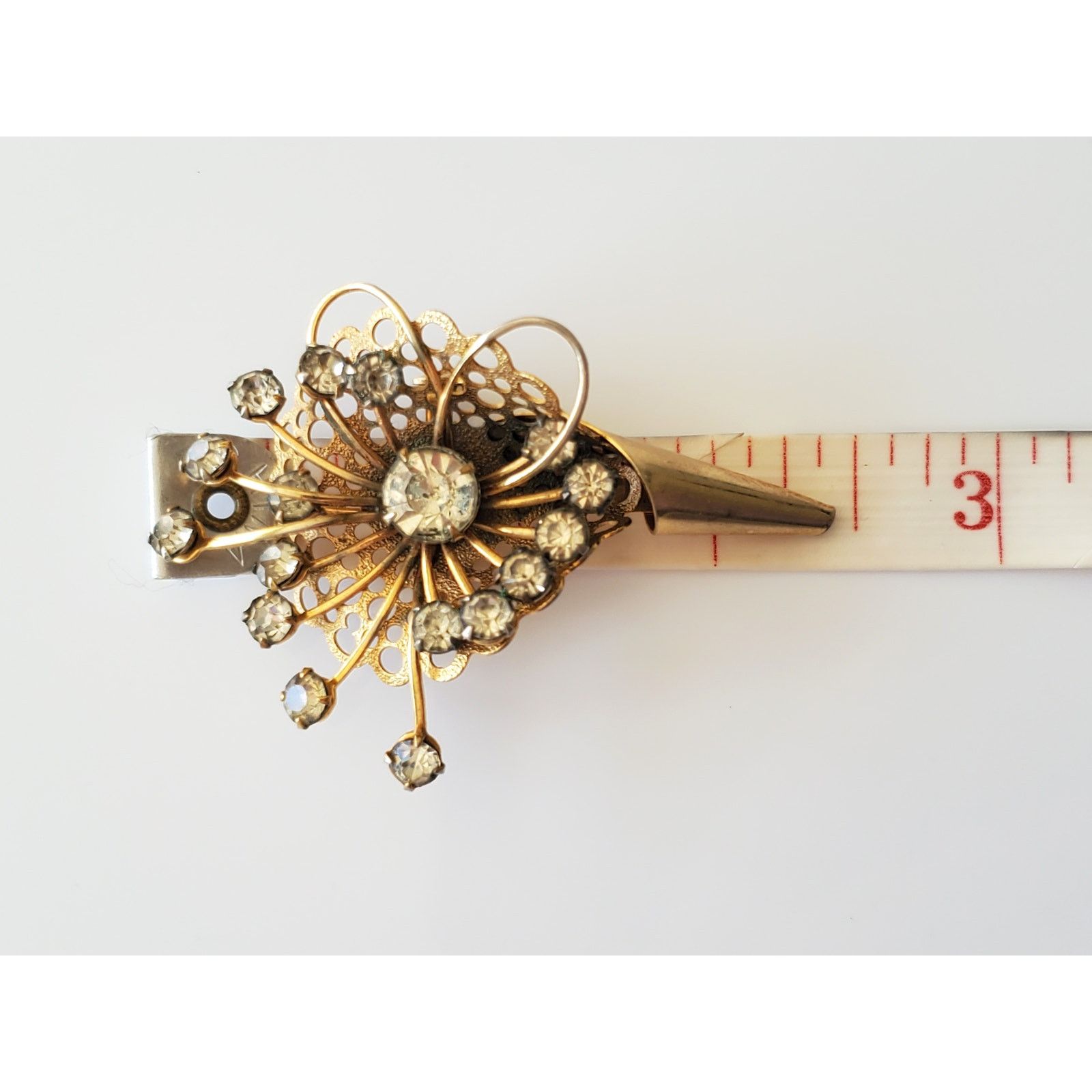 Other Vintage Rhinestone Filigree Cornucopia Flower Vase Brooch Size ONE SIZE - 4 Thumbnail