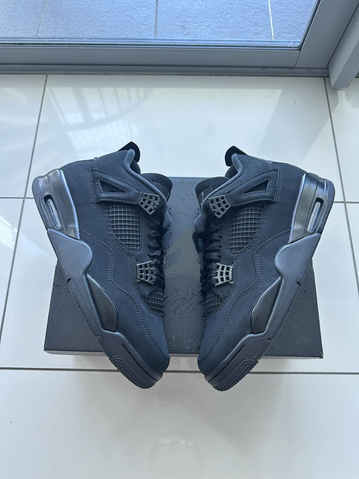 Jordan Brand J4 black cat Size US 10 / EU 43 - 1 Thumbnail