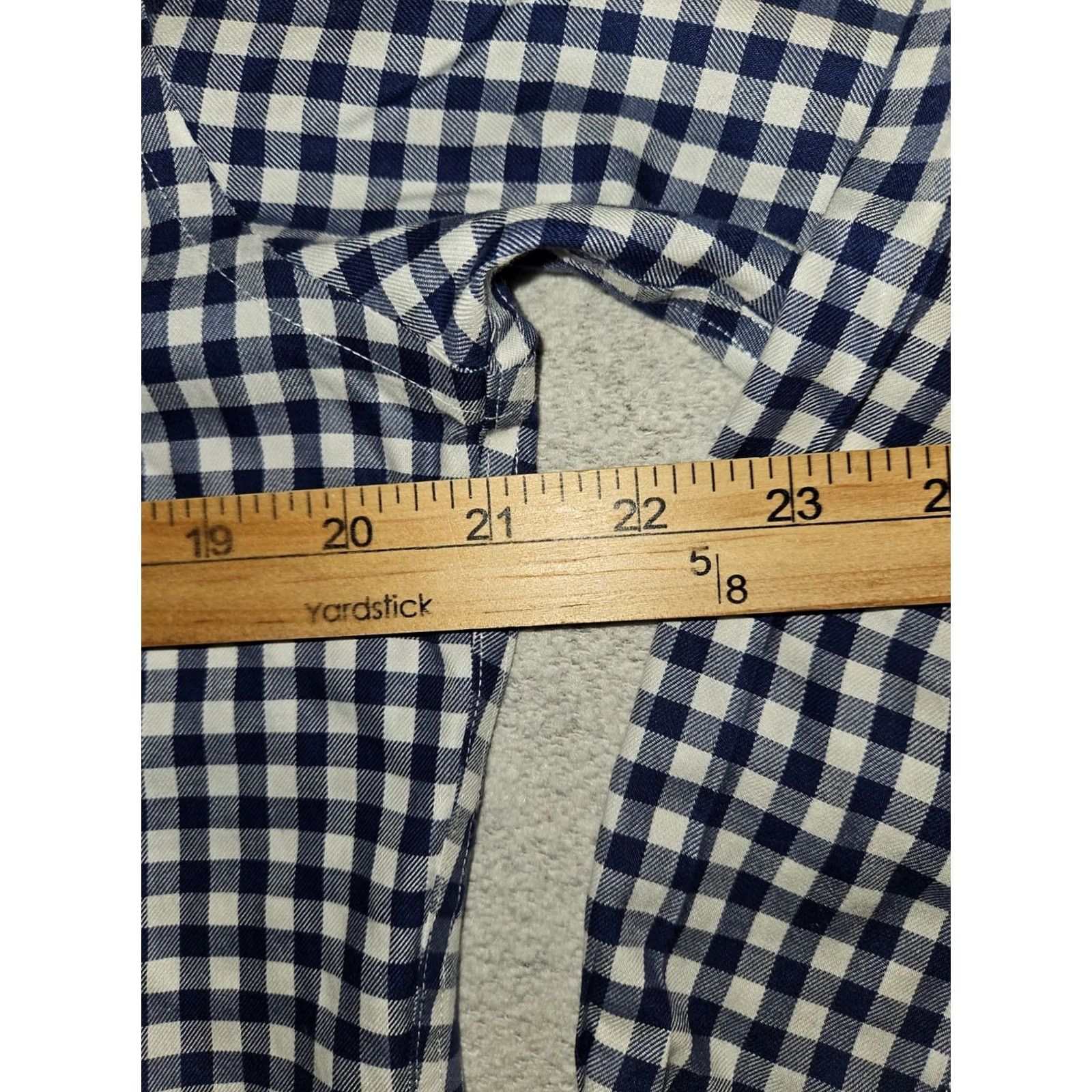 Brooks Brothers VINTAGE Brooks Brothers Button-Up Shirt Long Sleeve Men's 15 1/2 Blue Check Slim Fit 42 in Chest Brown? Size US M / EU 48-50 / 2 - 3 Thumbnail