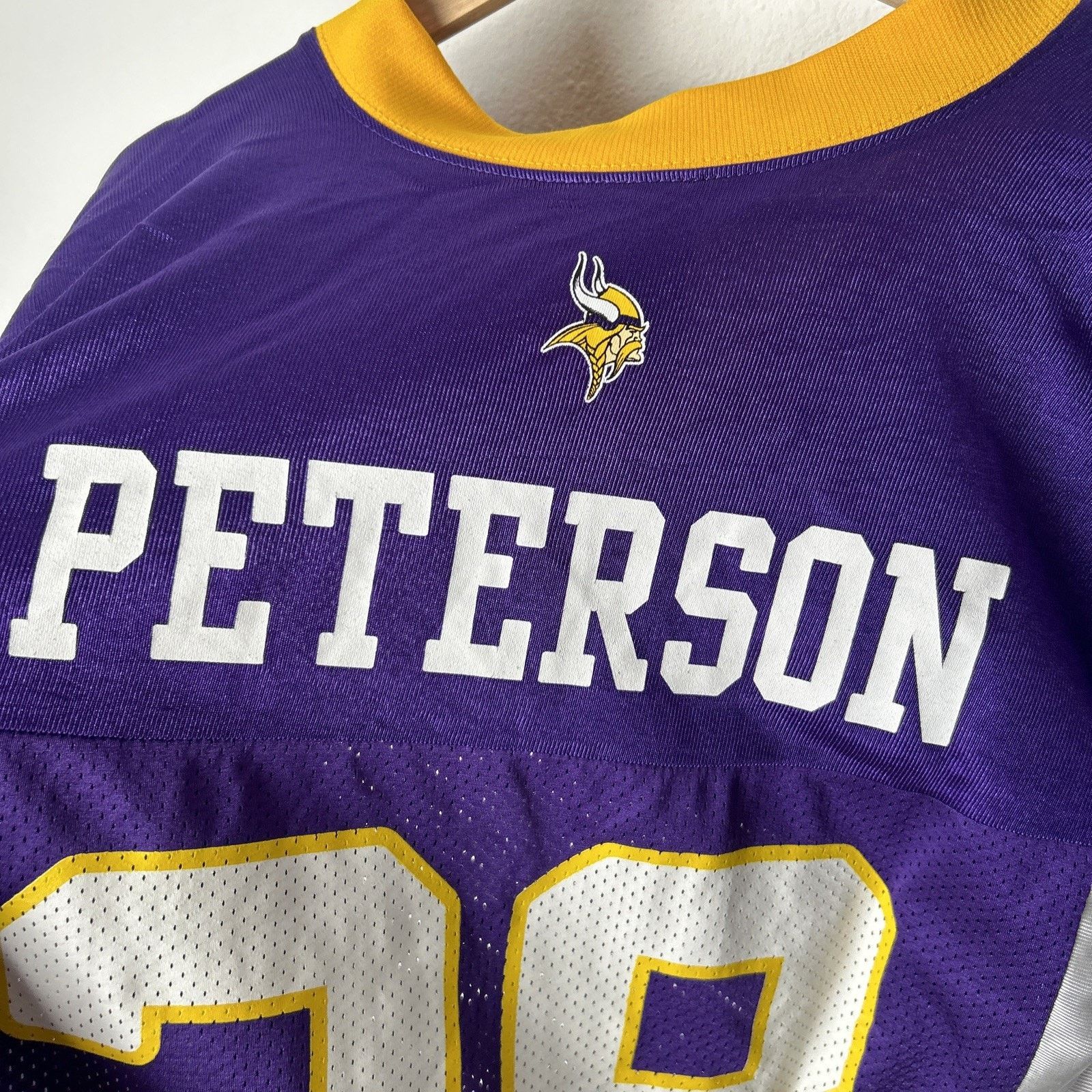 Reebok Minnesota Vikings #28 Peterson Purple Reebok NFL Jersey M Size US M / EU 48-50 / 2 - 7 Thumbnail