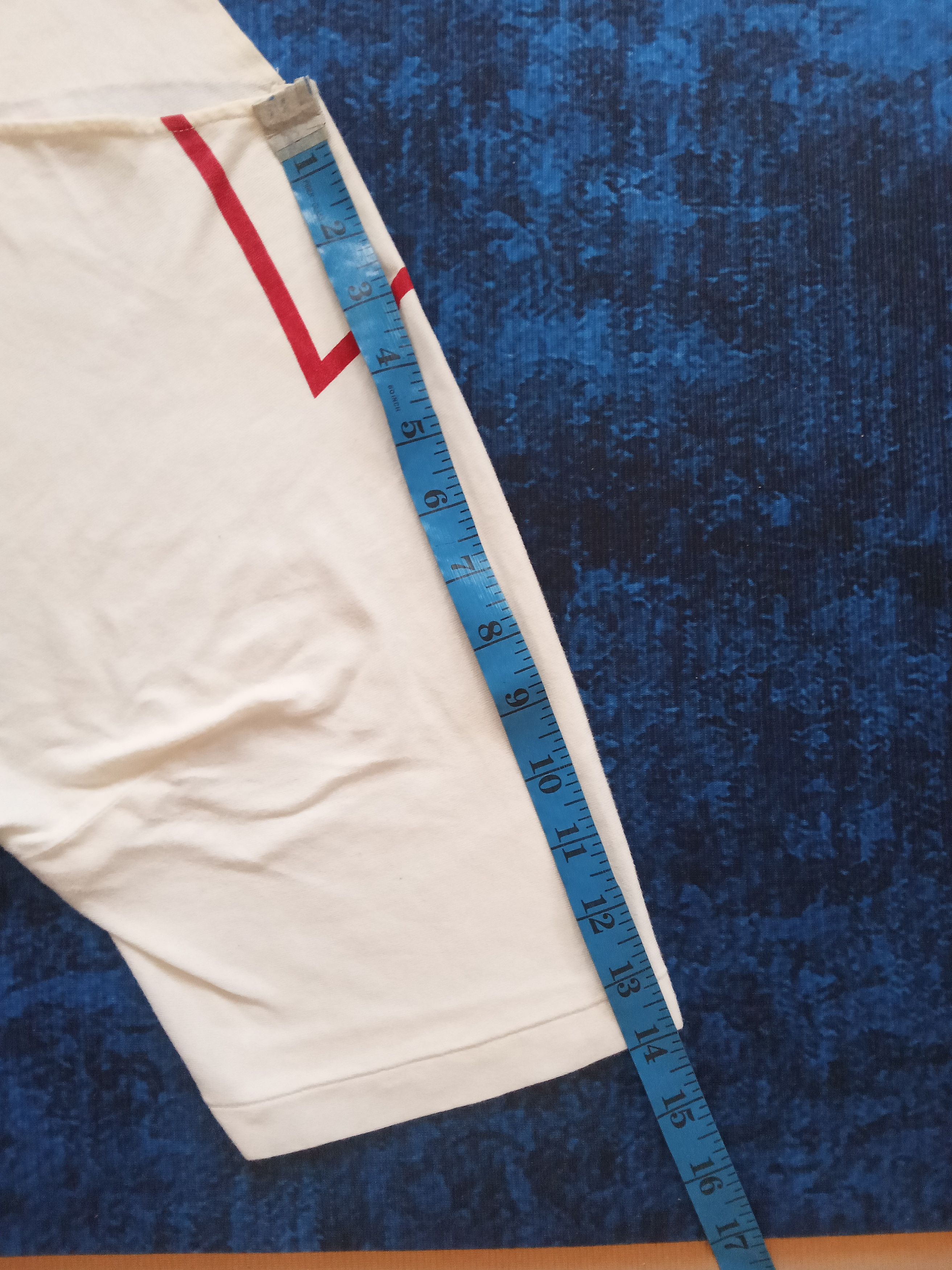Levi's Levi's Extremely Rare Design T Shirt Size US L / EU 52-54 / 3 - 10 Thumbnail