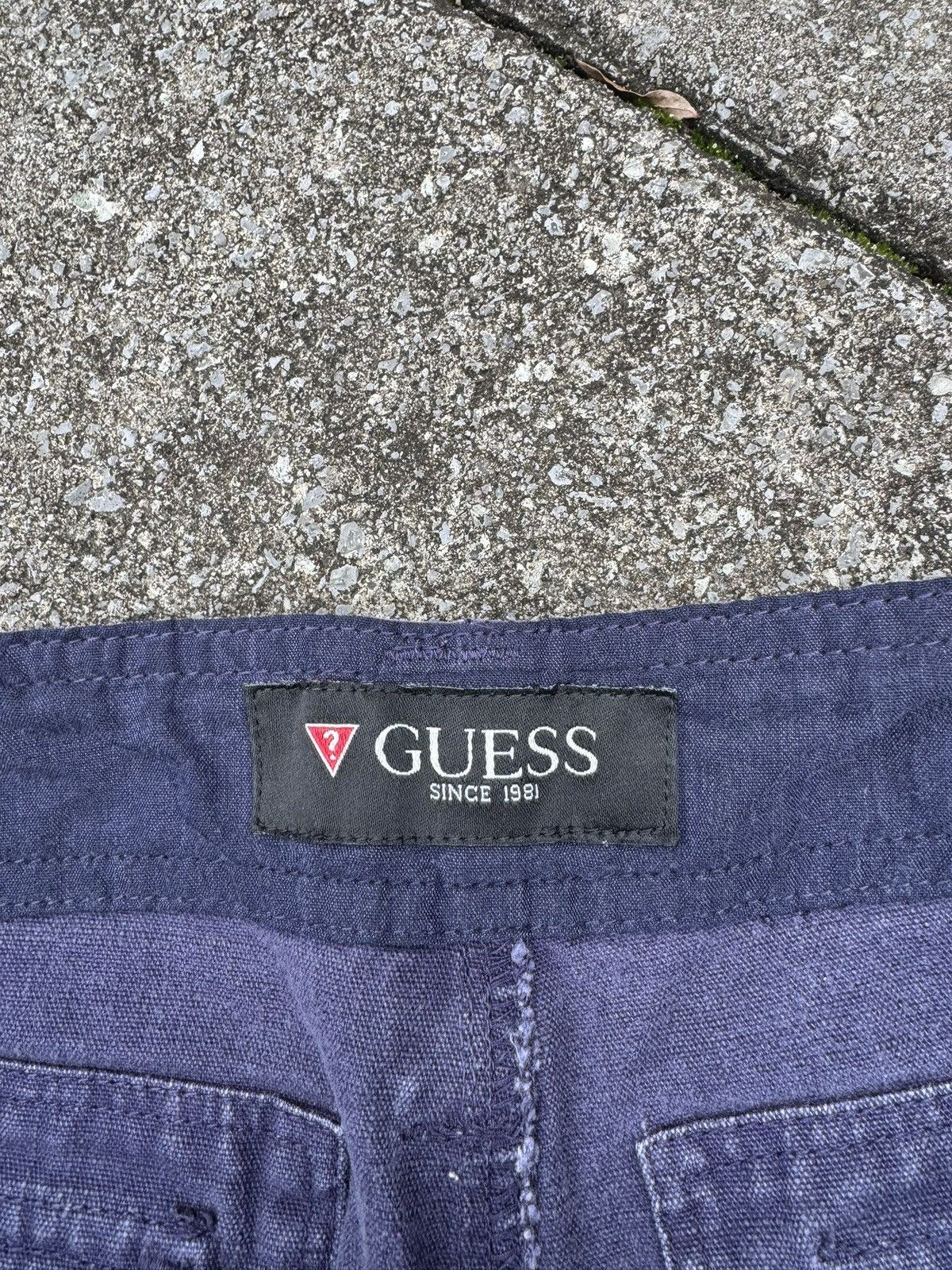 Guess Vintage Guess Jeans Beautifully Faded Essential Shorts Size US 34 / EU 50 - 5 Thumbnail