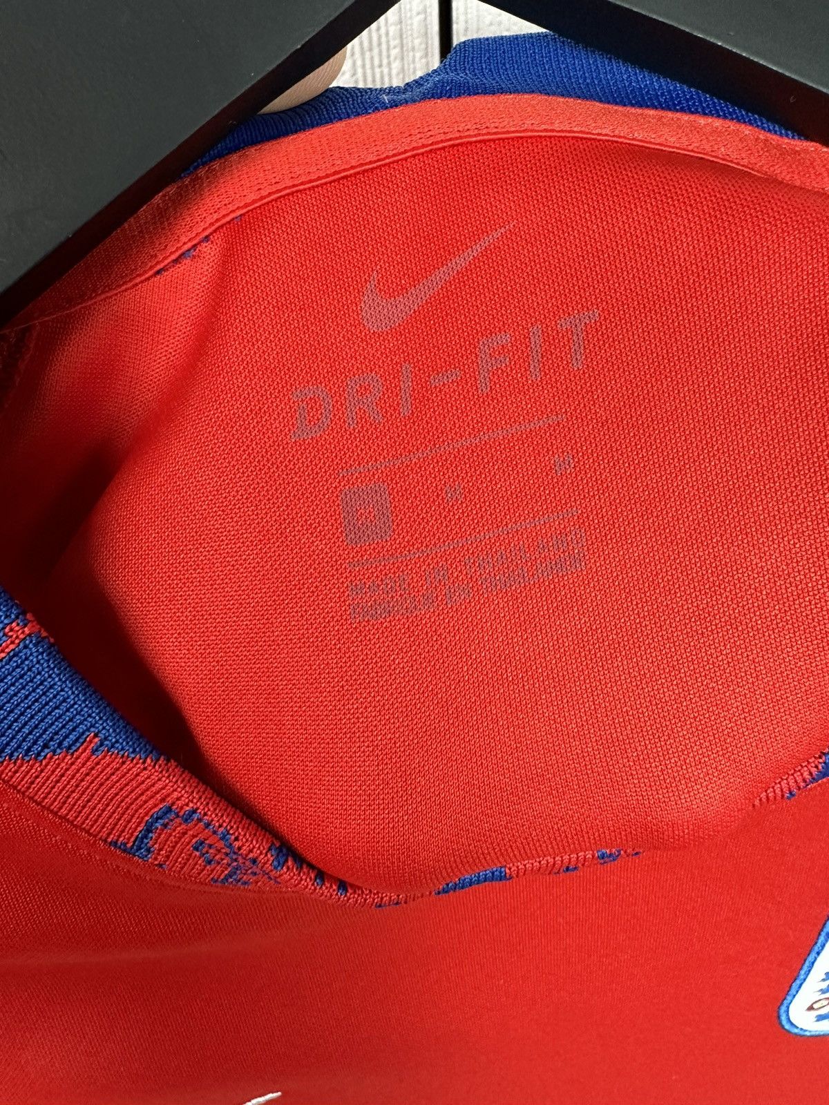 Nike England jersey kit 2020 2021 Nike training National team Men Size US M / EU 48-50 / 2 - 11 Thumbnail
