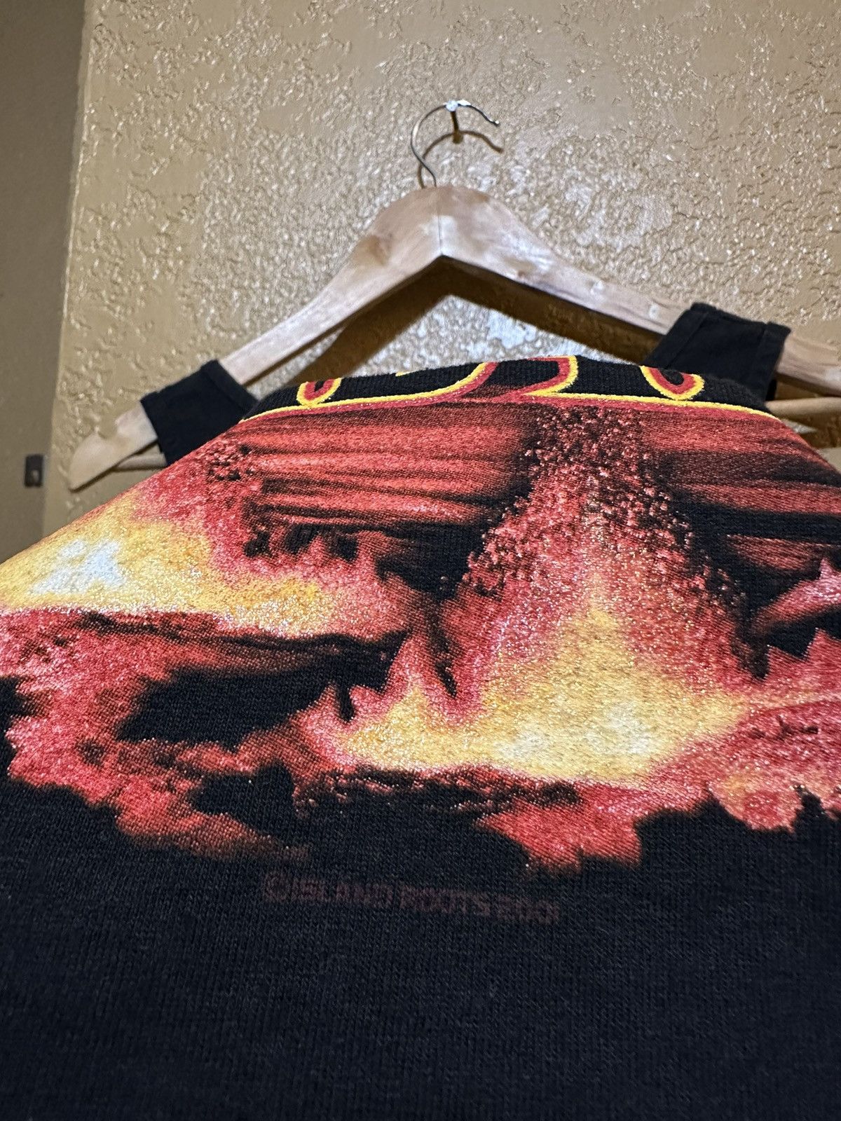 Vintage Vintage Hawaii Island Roots Pinup Volcano Surf Tank Top Size US L / EU 52-54 / 3 - 4 Thumbnail