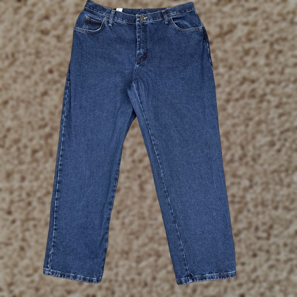 Wrangler Wrangler Jeans Womens 18X32 Straight High Rise Relaxed Blue Medium Wash 34x32 Denim 100% Cotton N/A Size 40" / US 18 - 1 Thumbnail