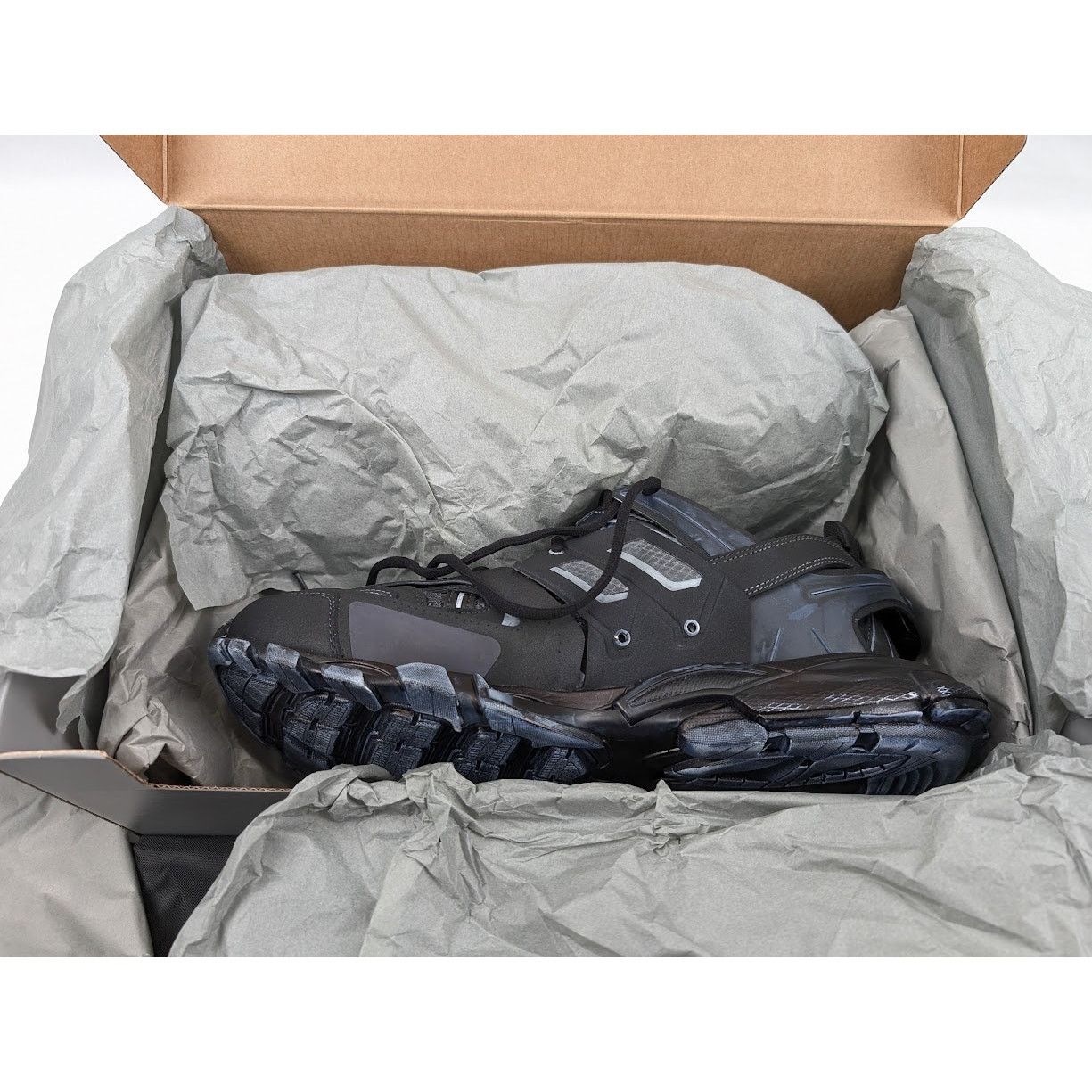 Balenciaga o1rshd1 Track Low-Top Sneakers in Faded Black Size US 13 / EU 46 - 17 Thumbnail