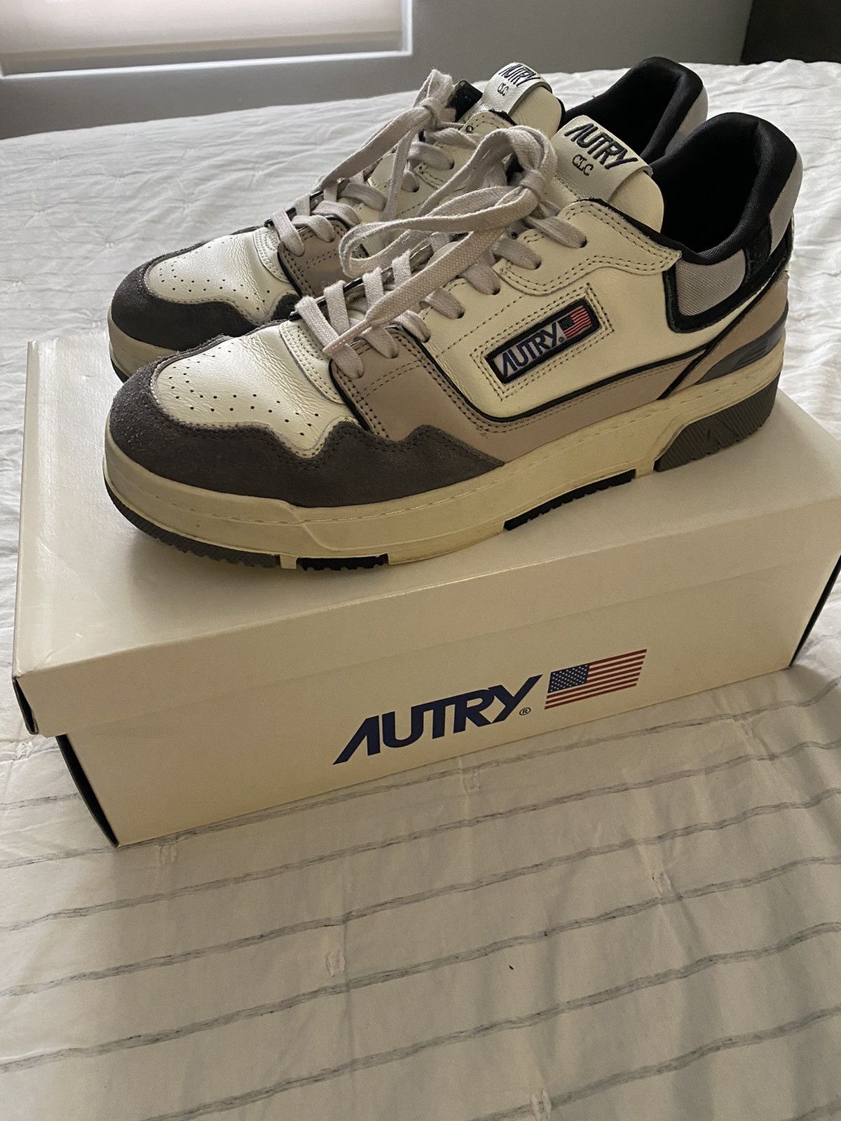 AUTRY Autry CLC Low Grey Sneakers Sz46 Size US 13 / EU 46 - 1 Thumbnail