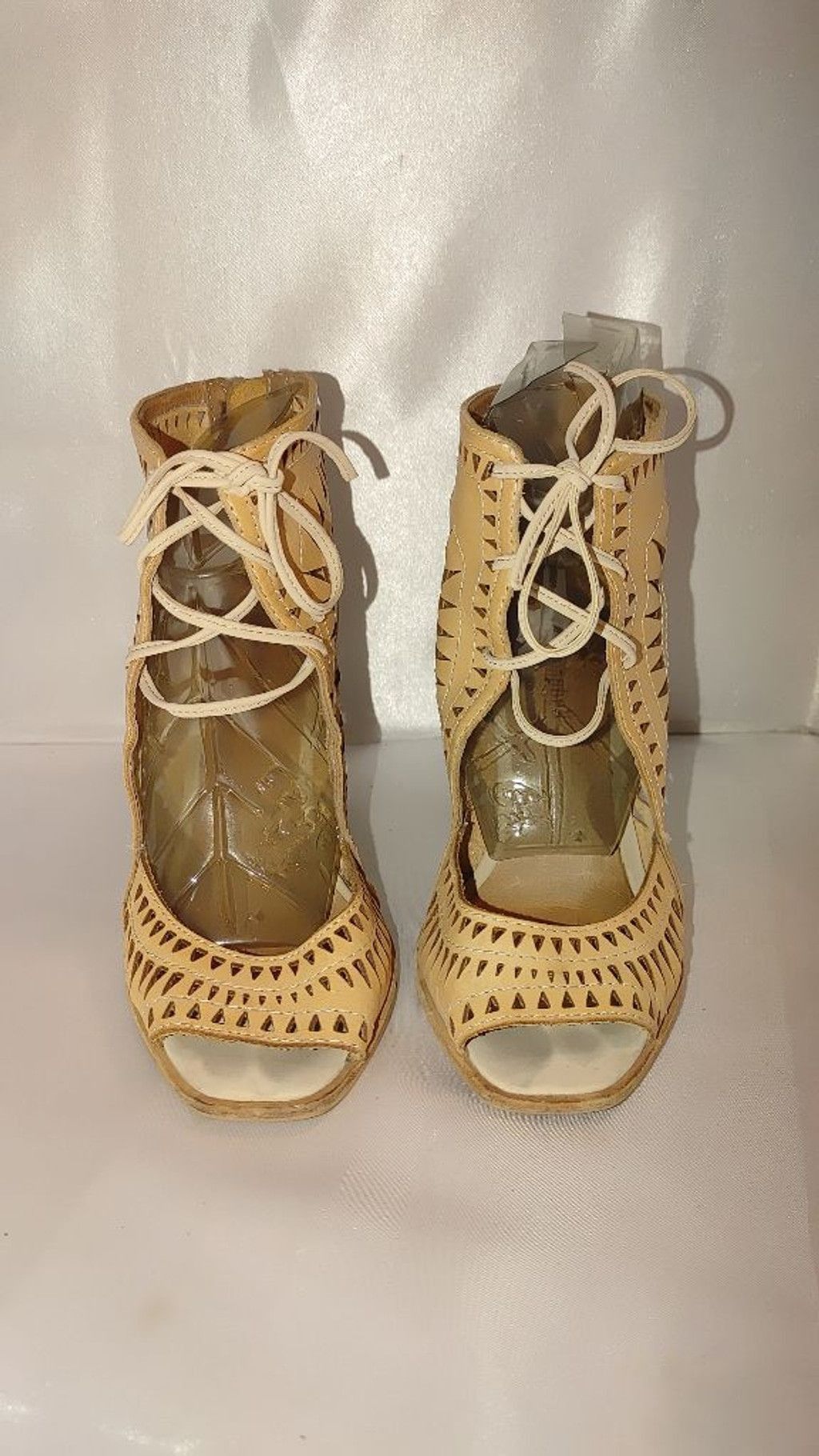Jeffrey Campbell Jeffrey Campbell Rodillo Lace Ups Size 7.5 Size US 7.5 / IT 37.5 - 5 Thumbnail