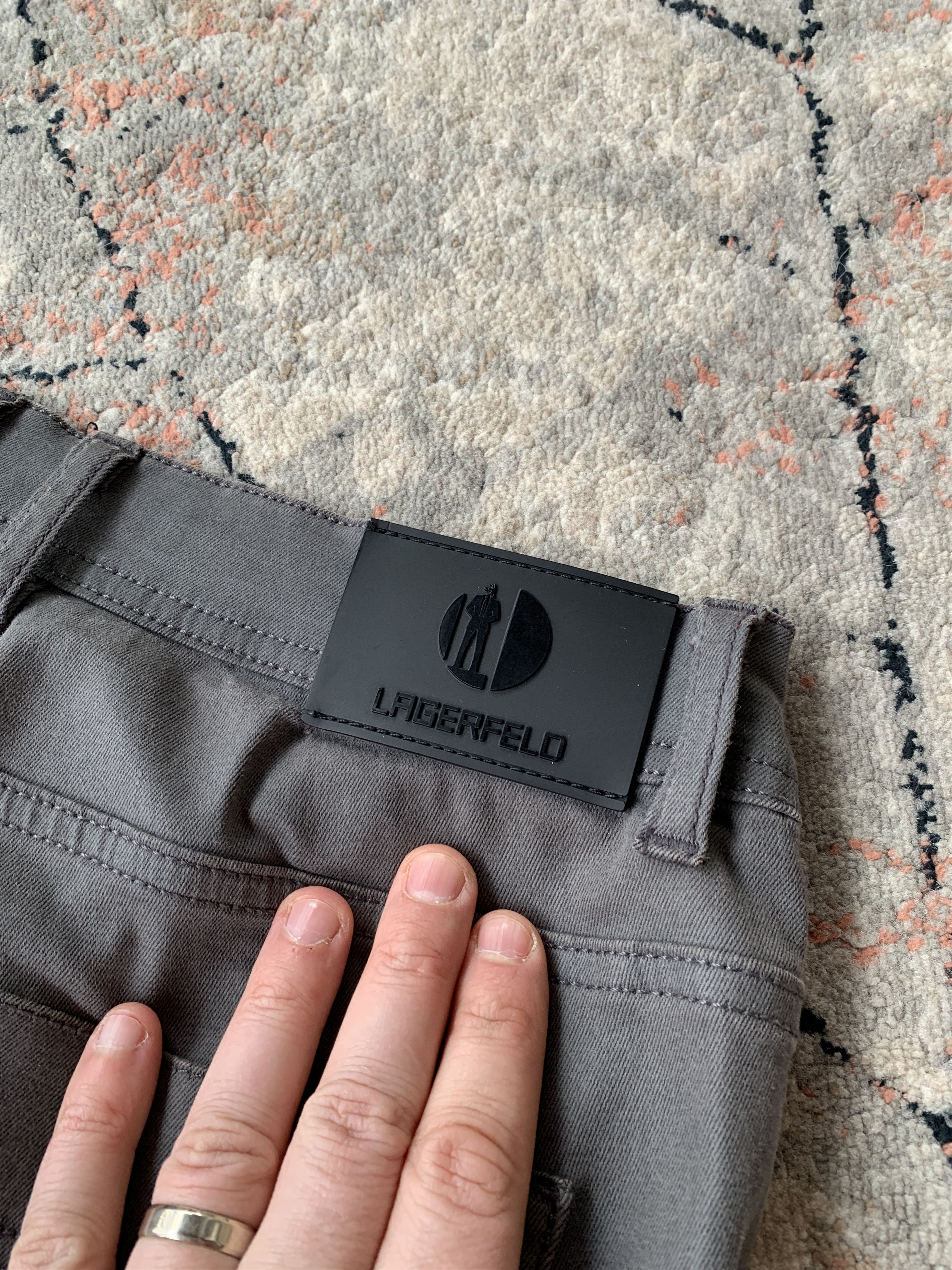 Karl Lagerfeld Karl Lagerfeld Pants Size US 33 - 13 Thumbnail