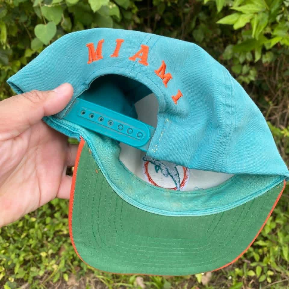 MLB RARE ‼️ Miami Dolphins Size ONE SIZE - 4 Thumbnail