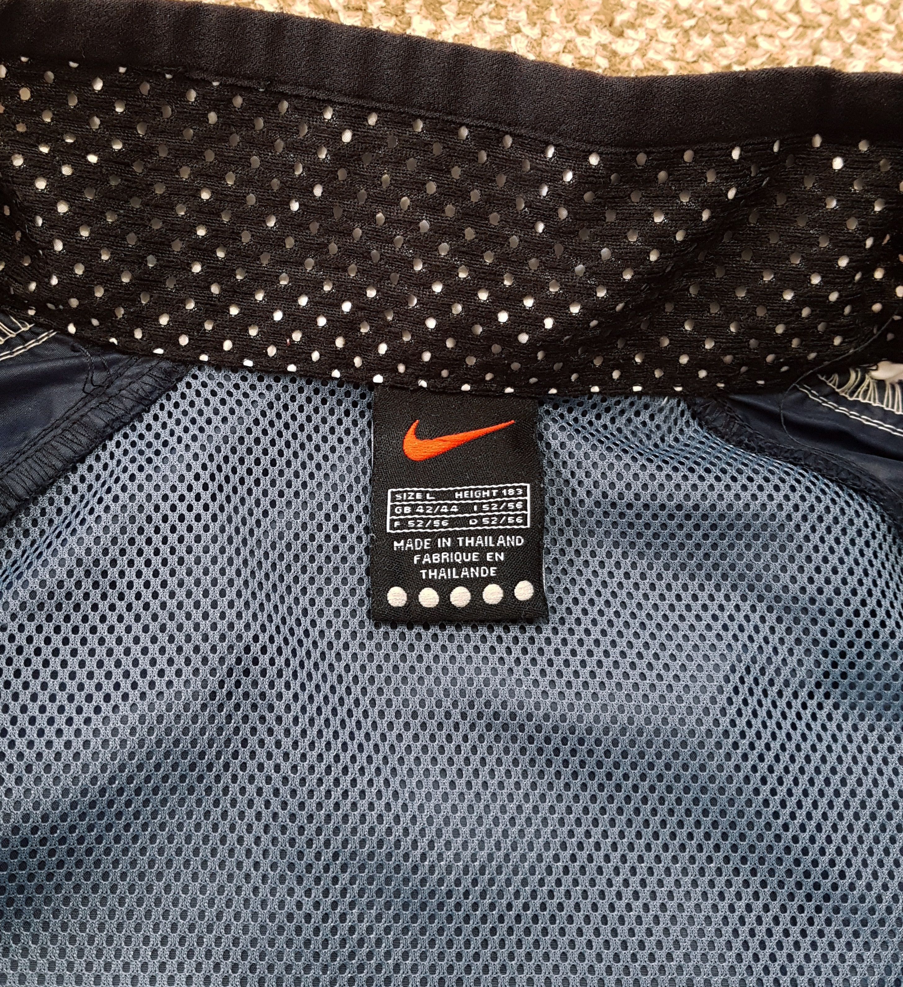 Nike Nike Alpha Project RARE Windbreaker Jacket sz L Size US L / EU 52-54 / 3 - 14 Thumbnail