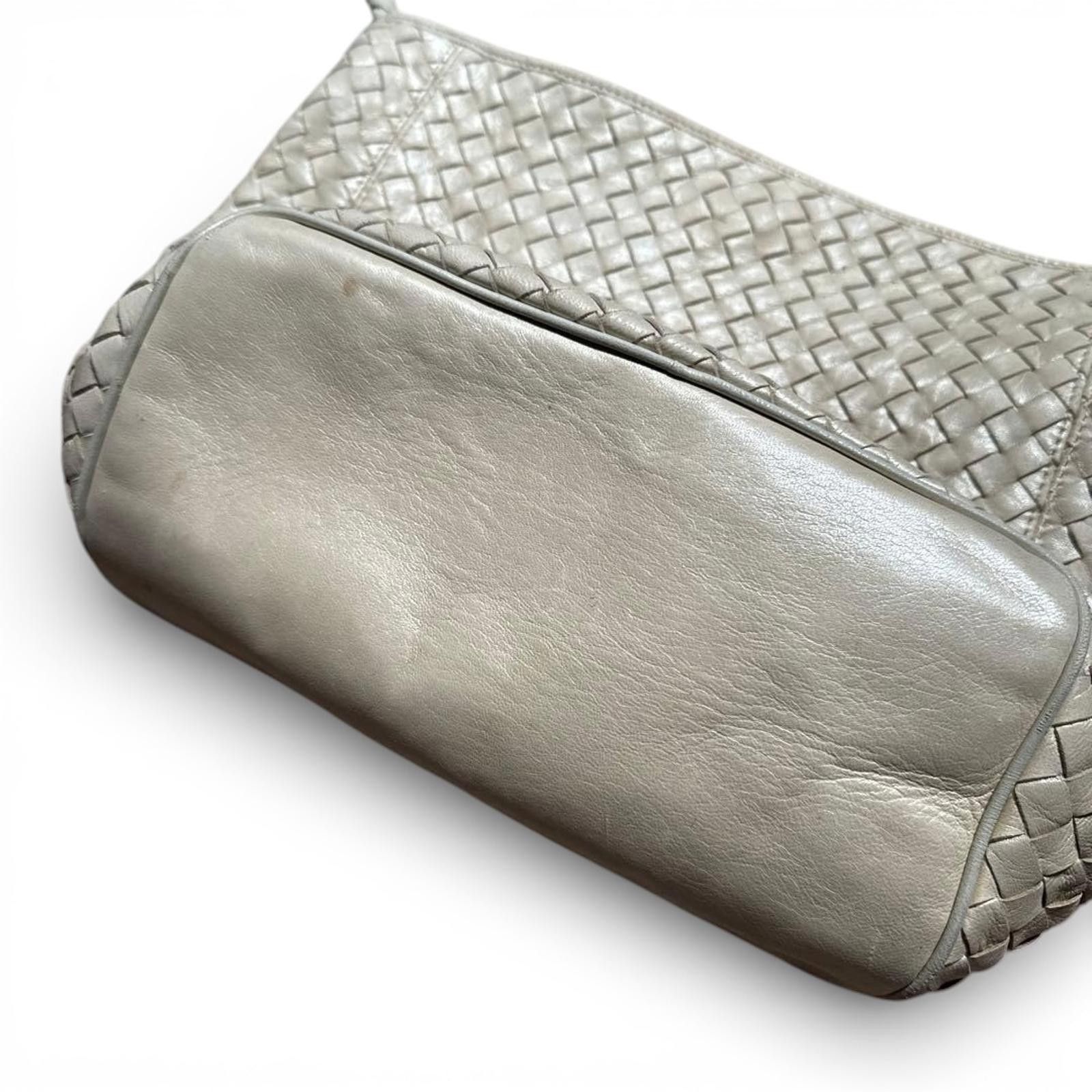 Bottega Veneta Bottega Veneta - Intrecciato Woven Leather Shoulder Bag in B Size ONE SIZE - 3 Thumbnail