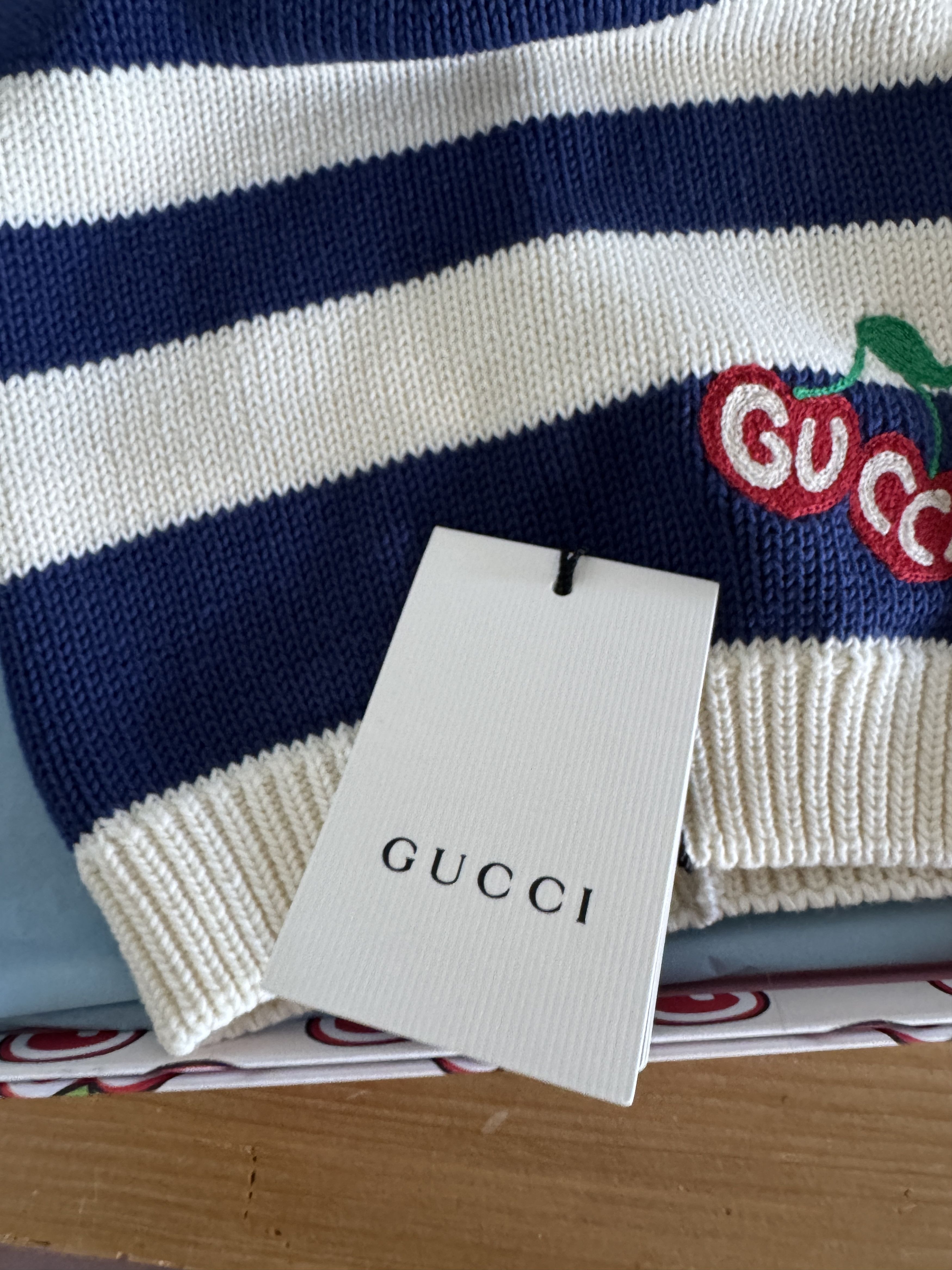Gucci Cherry Embroidered Stripe Beanie Size ONE SIZE - 9 Thumbnail
