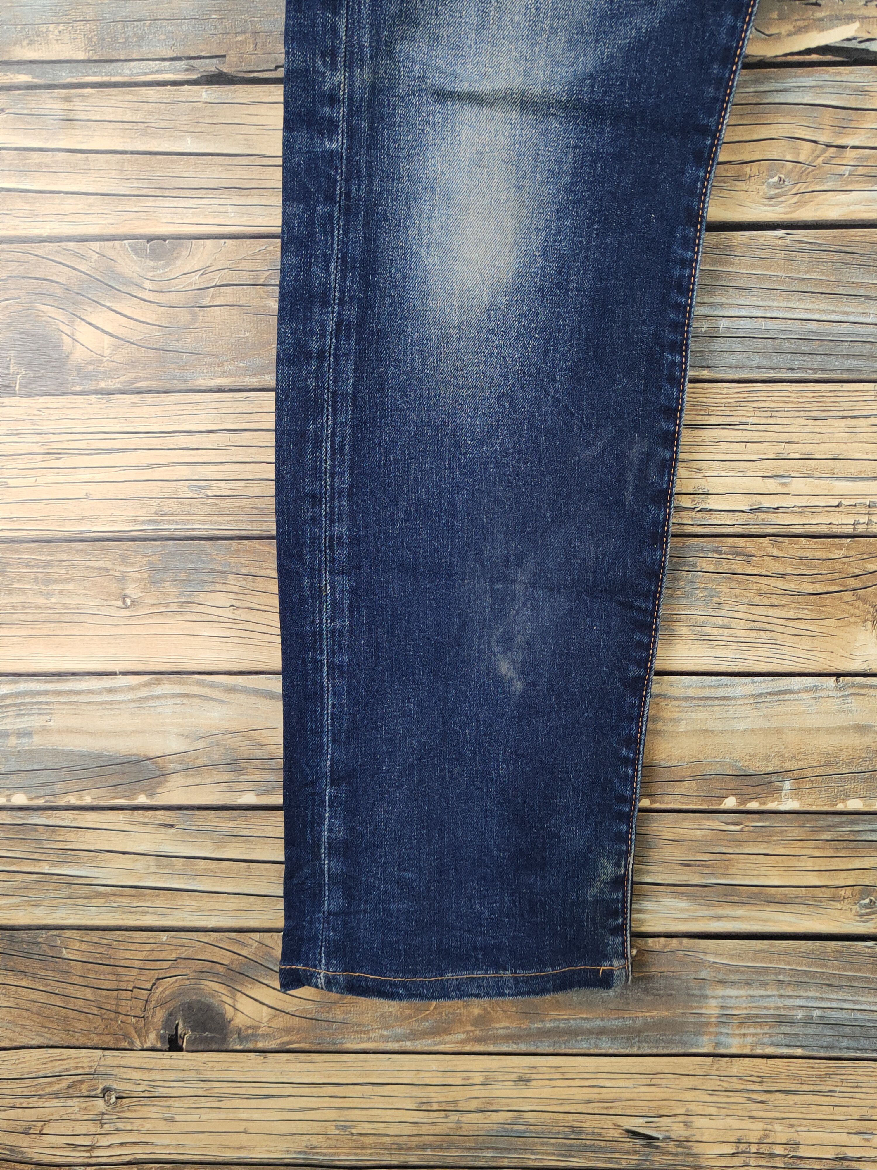 Levi's Levi's Dark Blue Distressed Ripped Jeans #W1401 Size US 31 - 4 Thumbnail