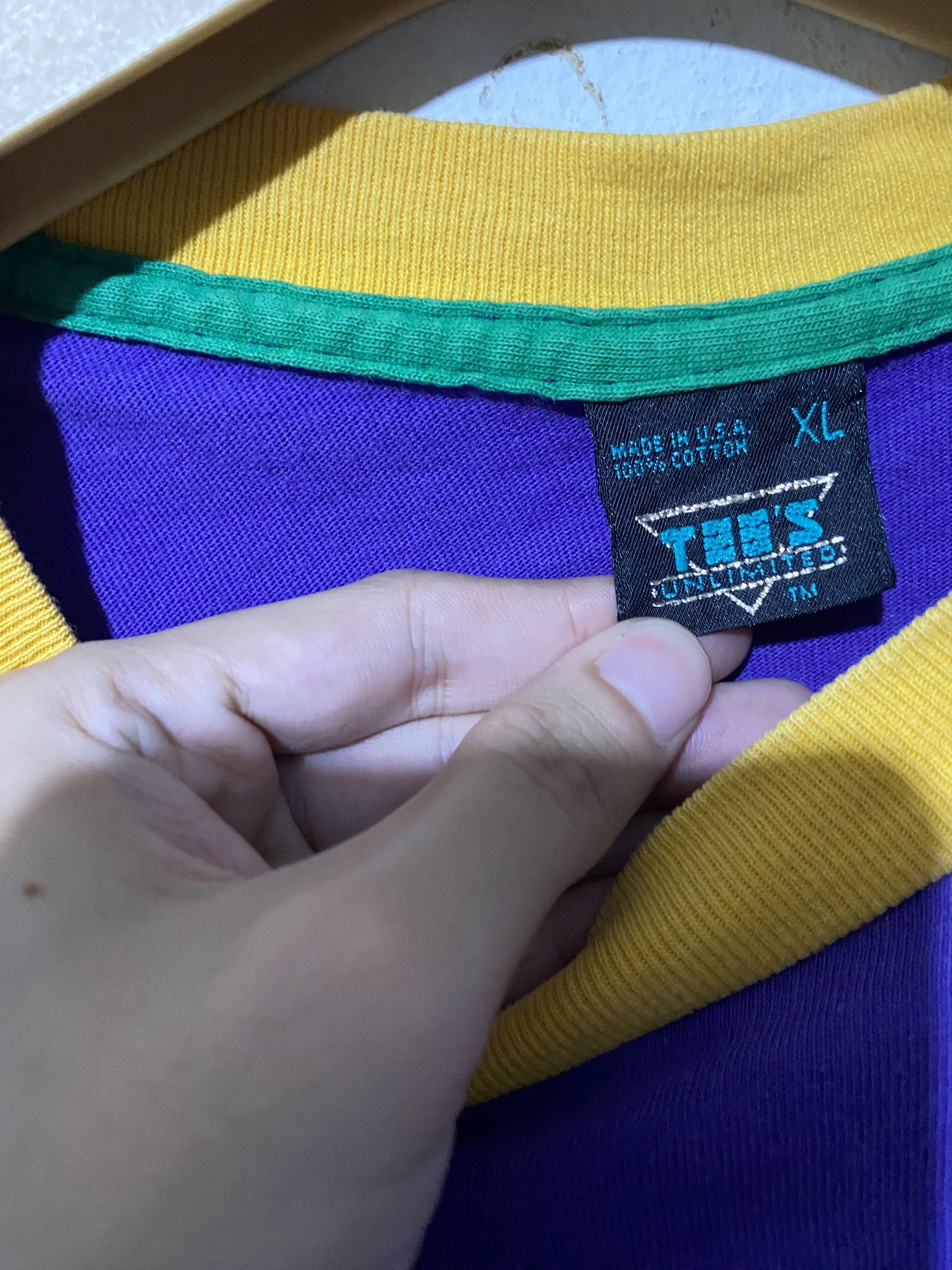 Vintage Vintage 90s Mardi Gras Shirt Size US XL / EU 56 / 4 - 6 Thumbnail